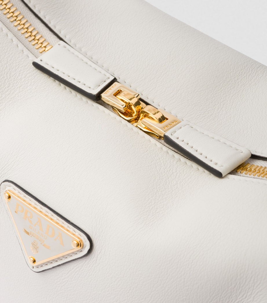 Medium Leather Darling Shoulder Bag F0PG7 Image 3