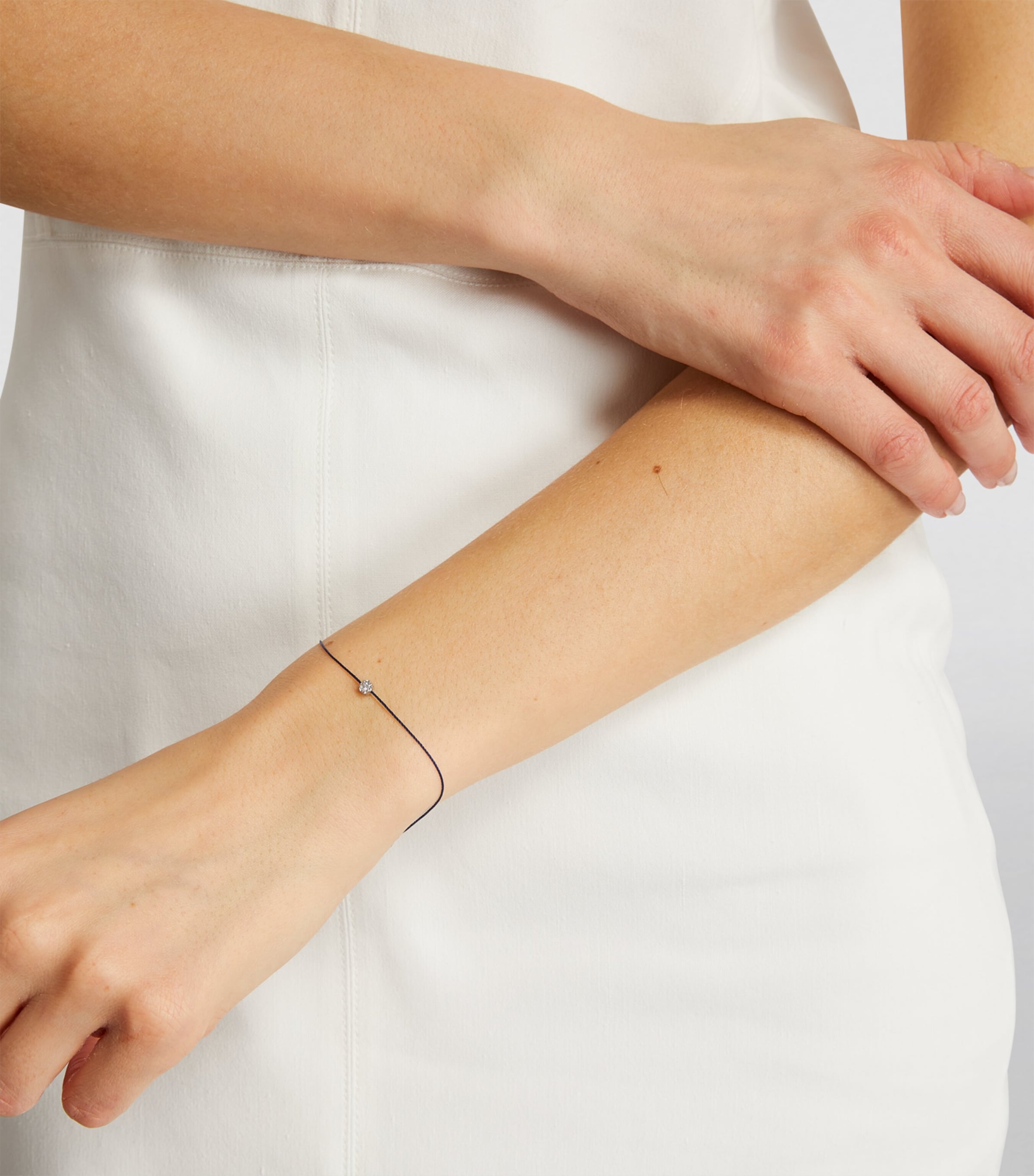 White Gold and Diamond Illusion Bracelet WG 54 NAVY THREAD Image 4