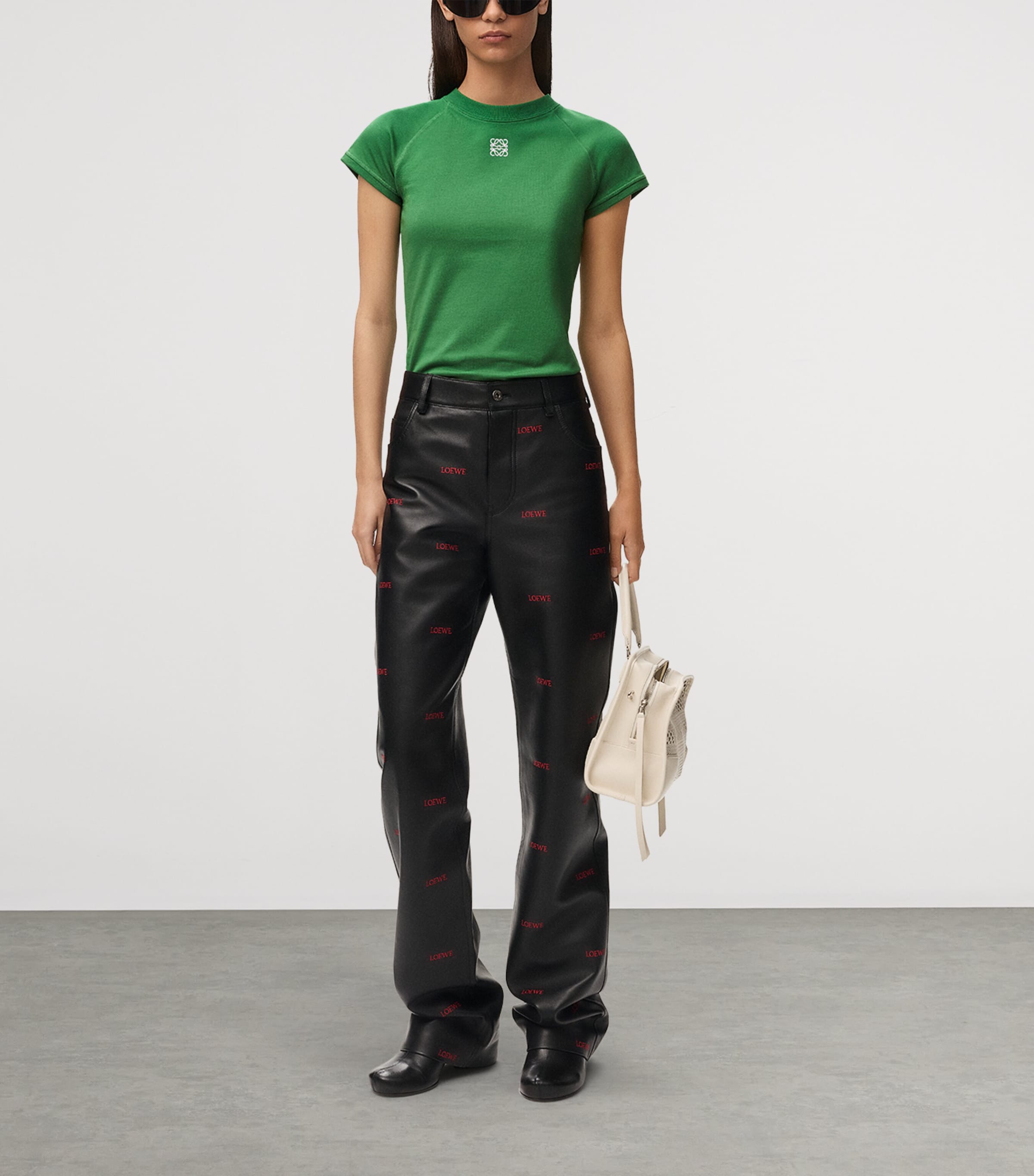 LOEWE Womens Anagram Logo T-Shirt Green Image 2