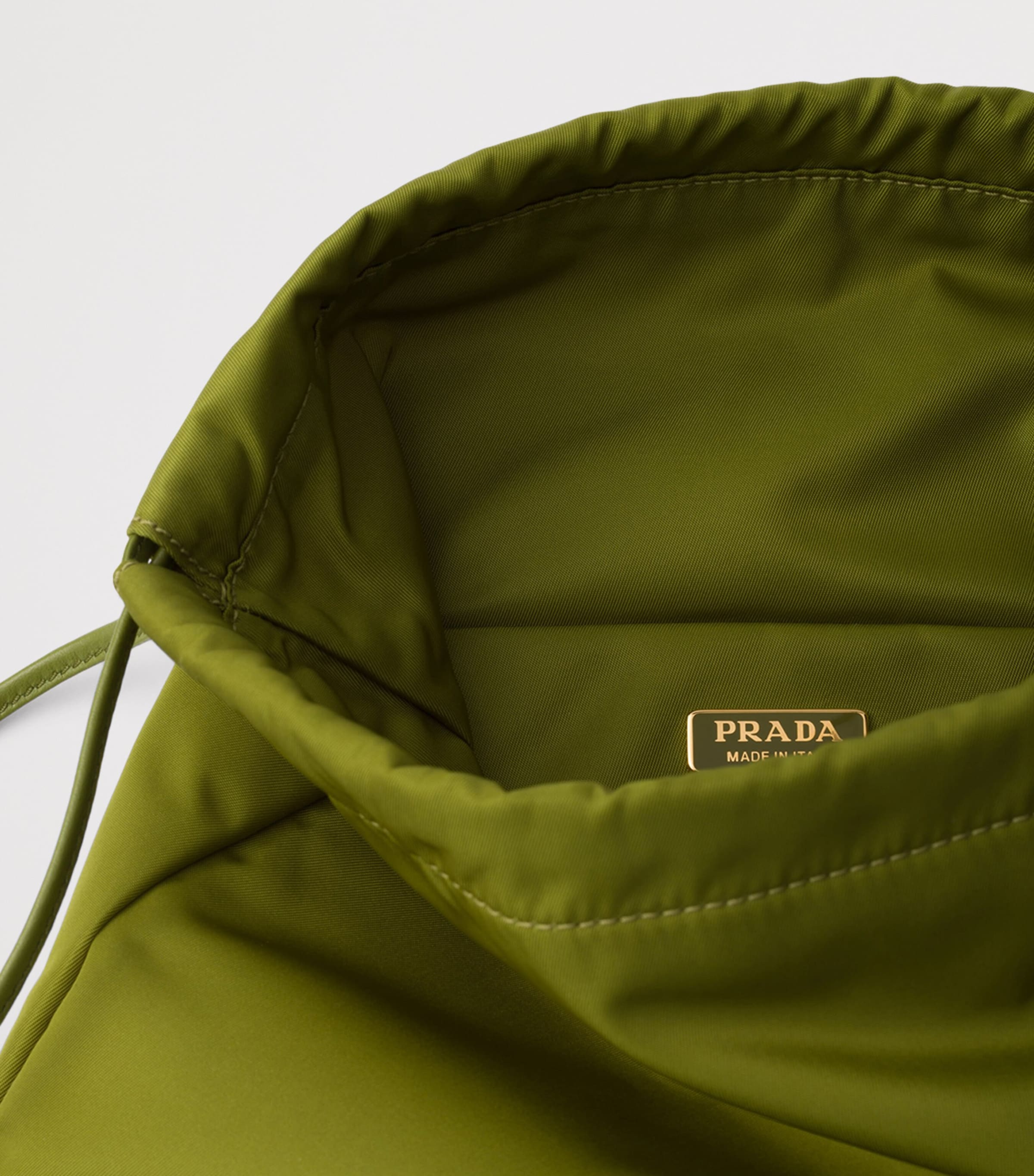 Re-Nylon Pouch F077G Image 3