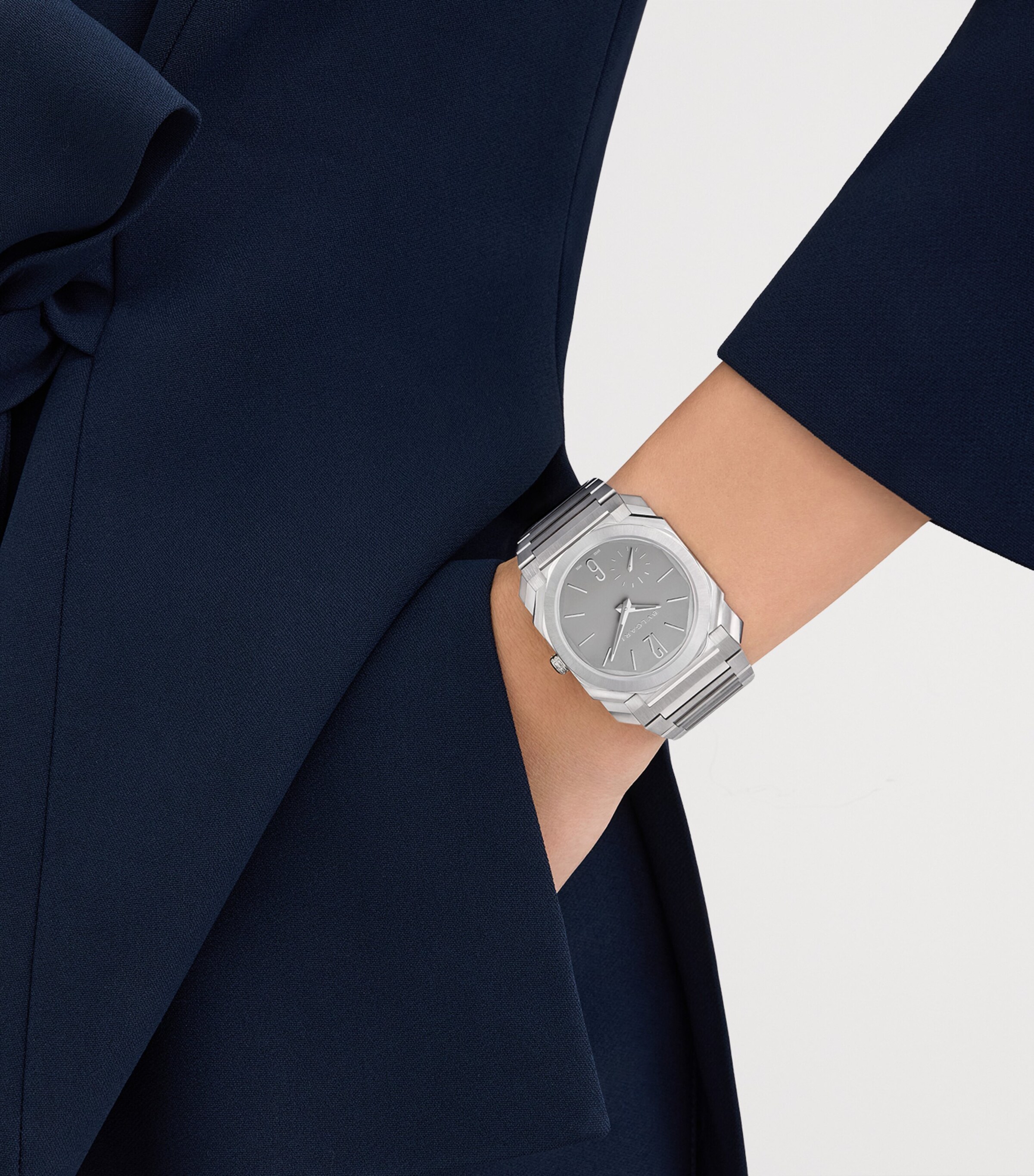Bvlgari Titanium Octo Finissimo Automatic Watch 37mm Grey Image 11