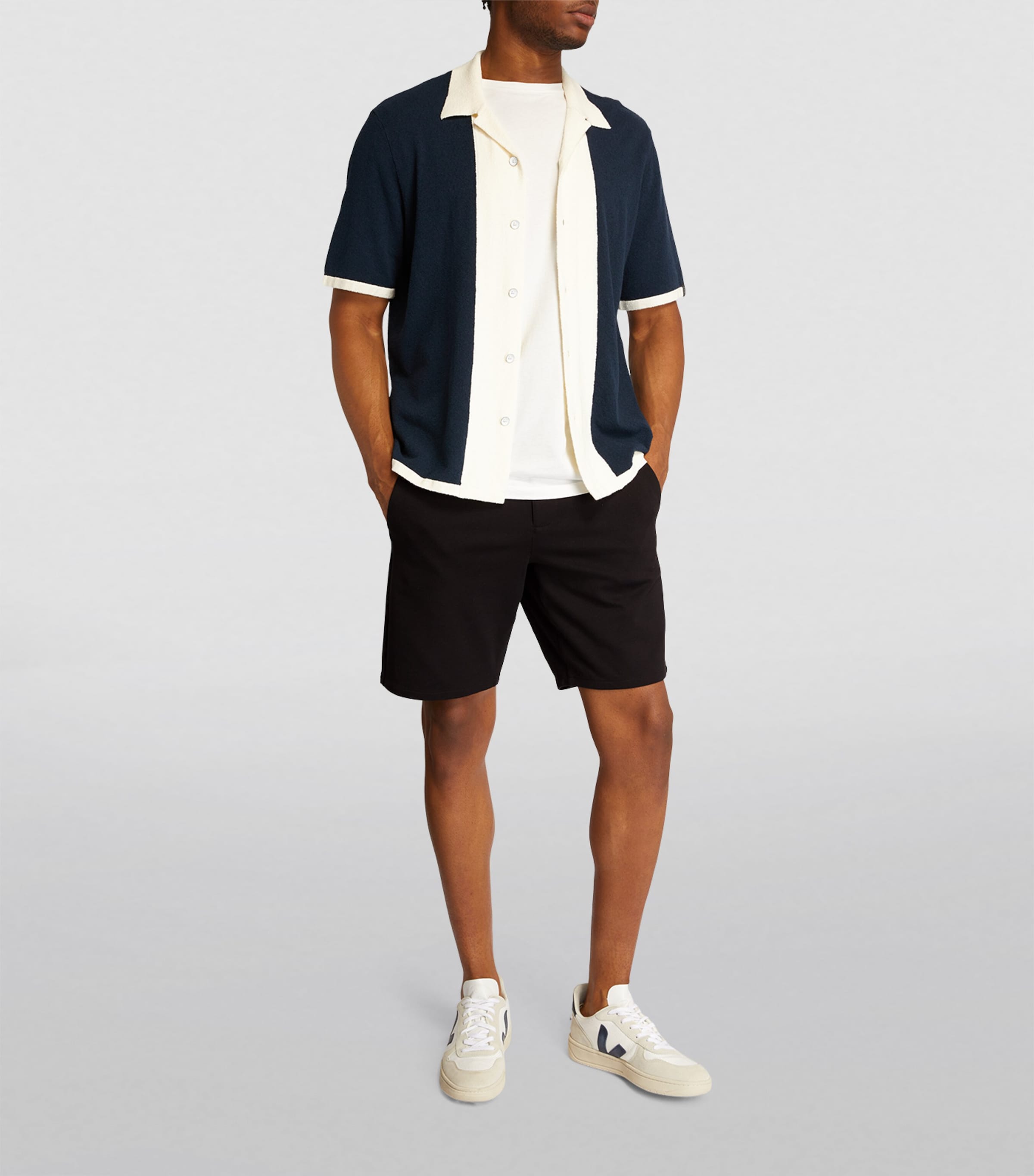 Transcend Knit Shorts BLACK Image 2