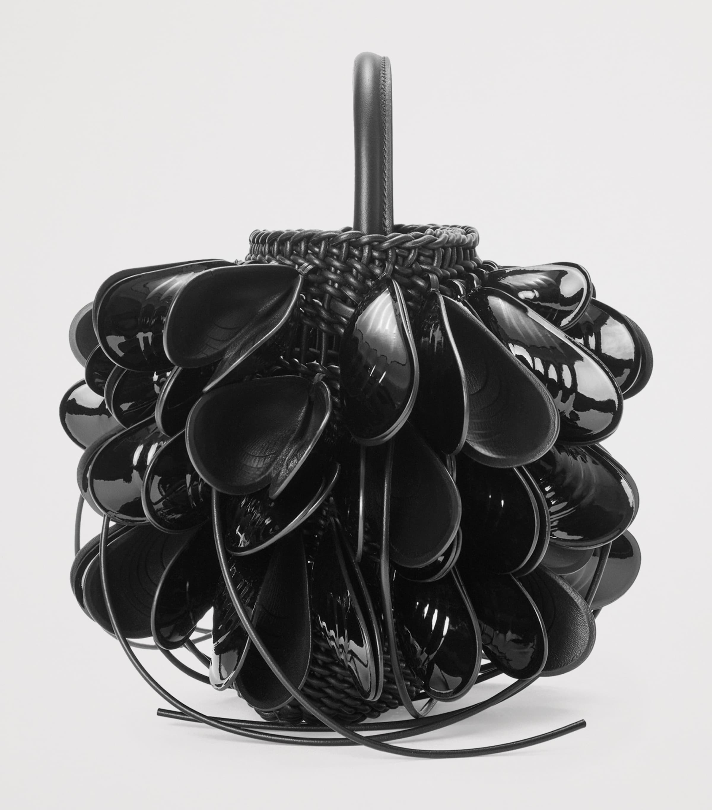 Leather Shell Bucket Bag BLACK Image 4