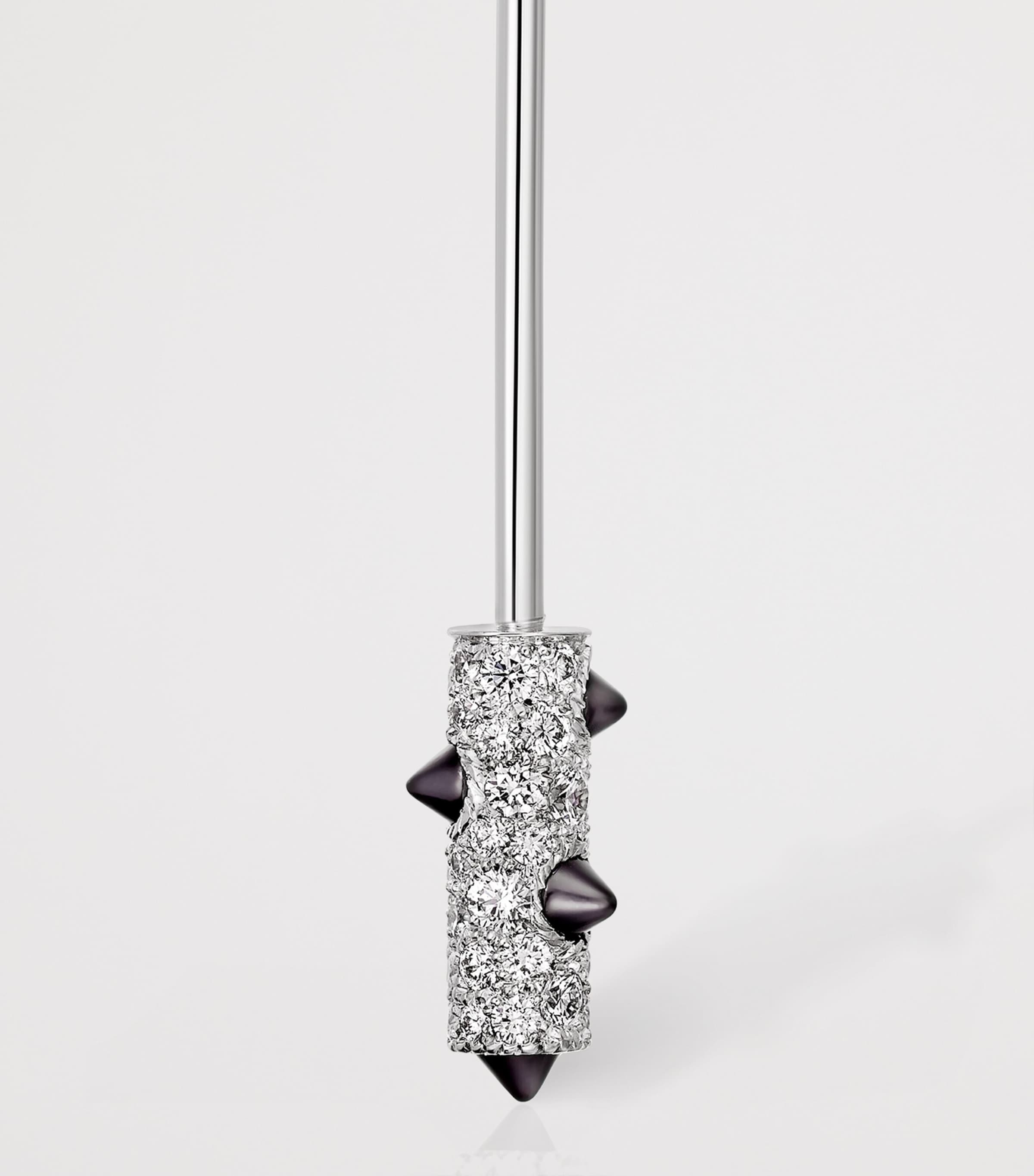 White Gold, Diamond, Emerald and Onyx Panthère de Cartier Brooch WHITE GOLD Image 4