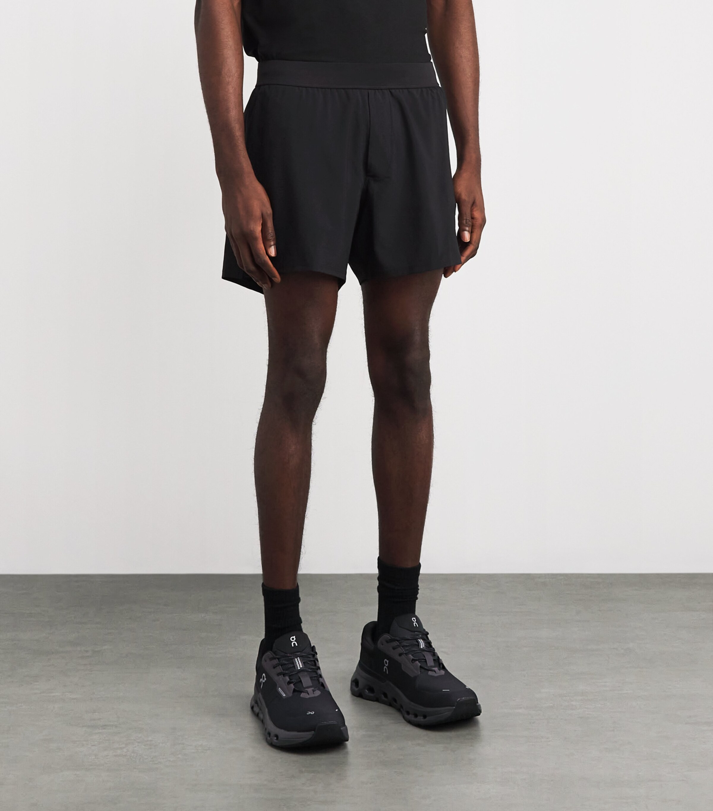 Qualify Shorts BLK BLACK Image 3