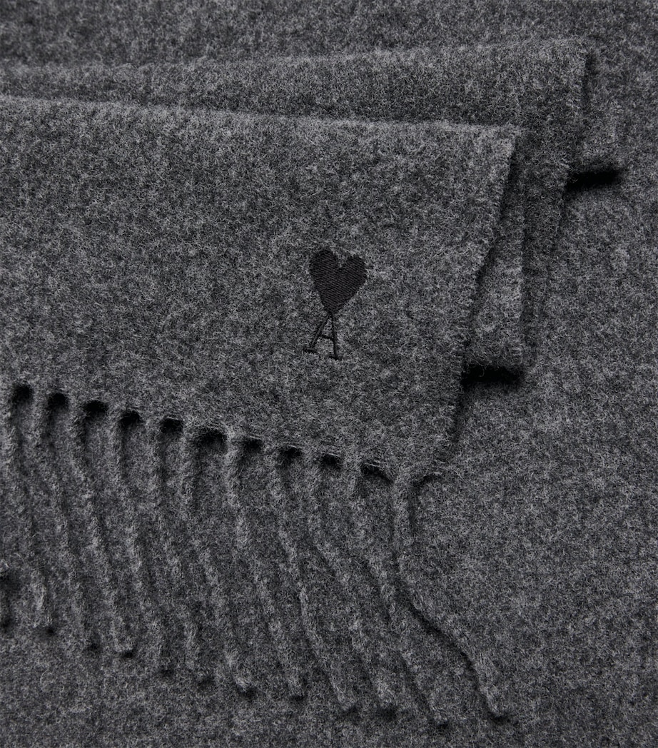 Ami de Coeur Scarf 050 - GRIS Image 4