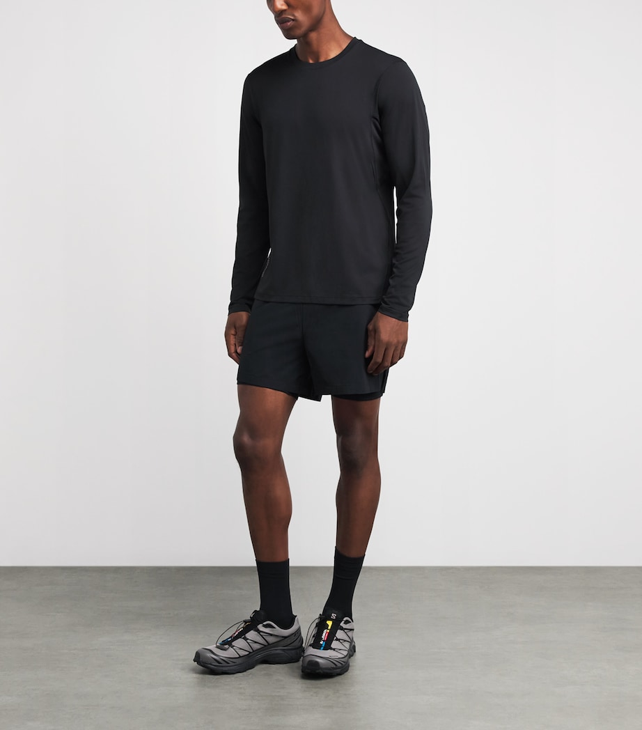 Houdini Mens Pace Split Running Shorts True Black Image 2