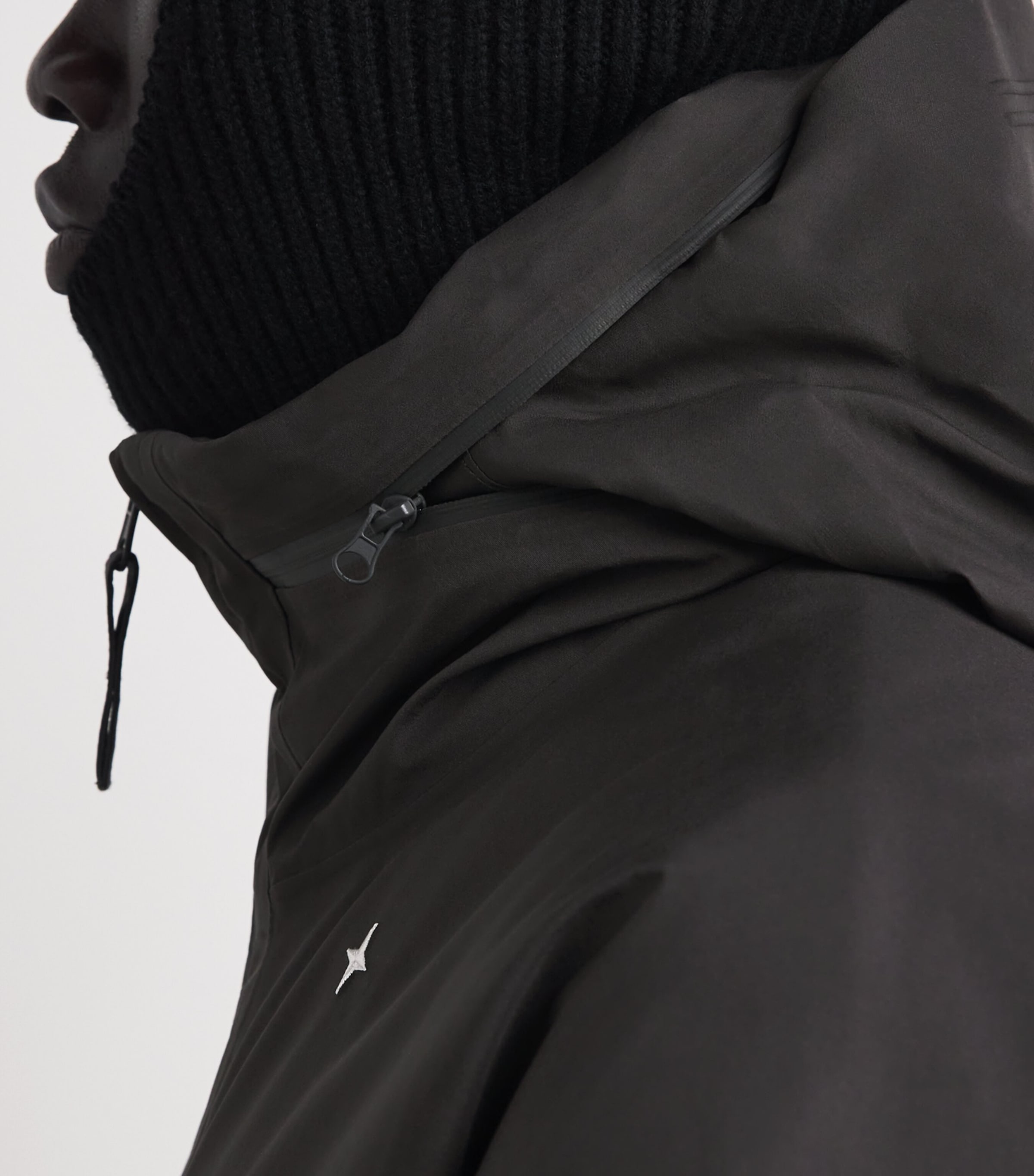 Gore-Tex Padded Parka V0062 Image 6
