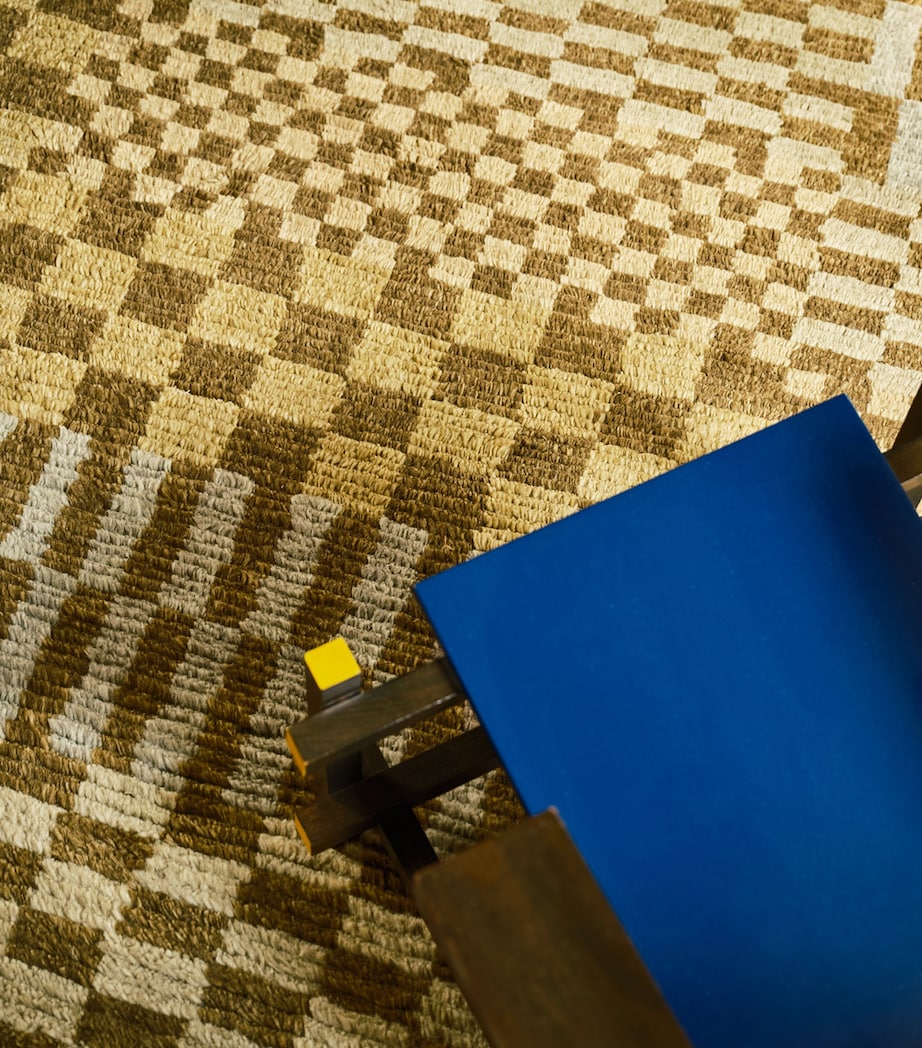 The Rug Company x Paul Smith Axis Lake (3.05 x 2.44m) Green Image 3