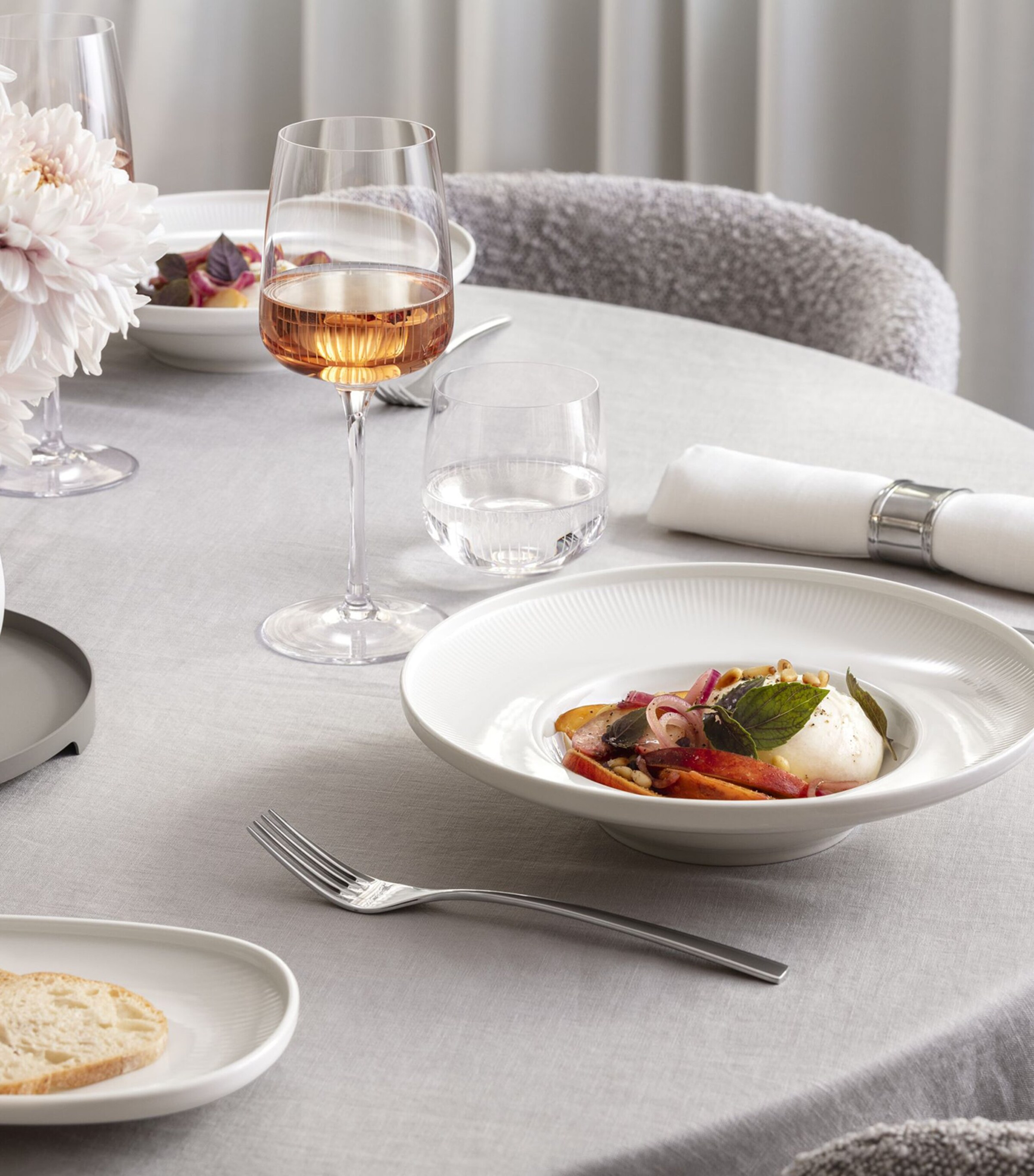 Set of 4 Crystal Afina White Wine Glasses (125ml) CLEAR Image 4