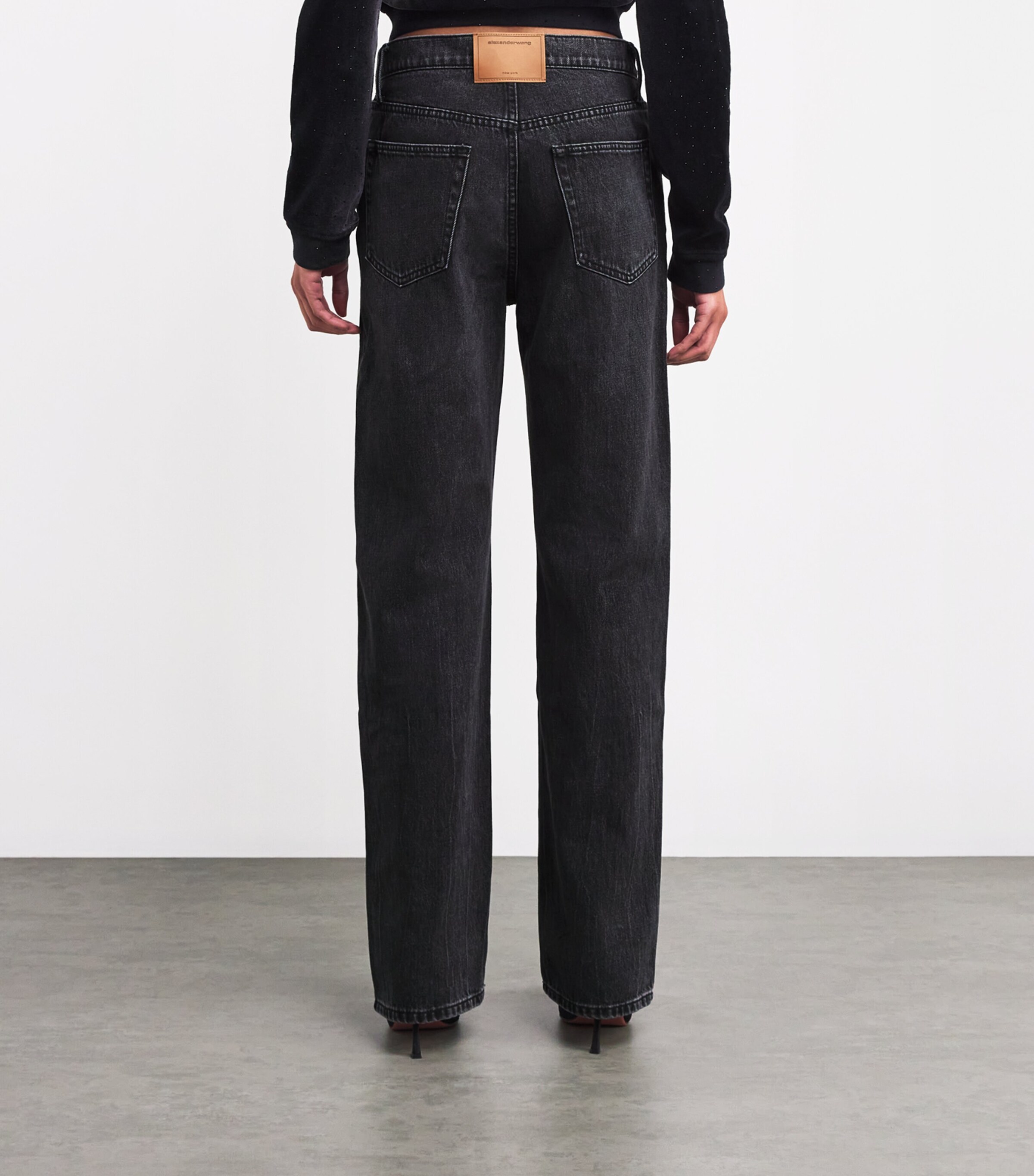 Alexander Wang Womens Cut-Out Logo Relaxed Jeans Grey Aged Image 4