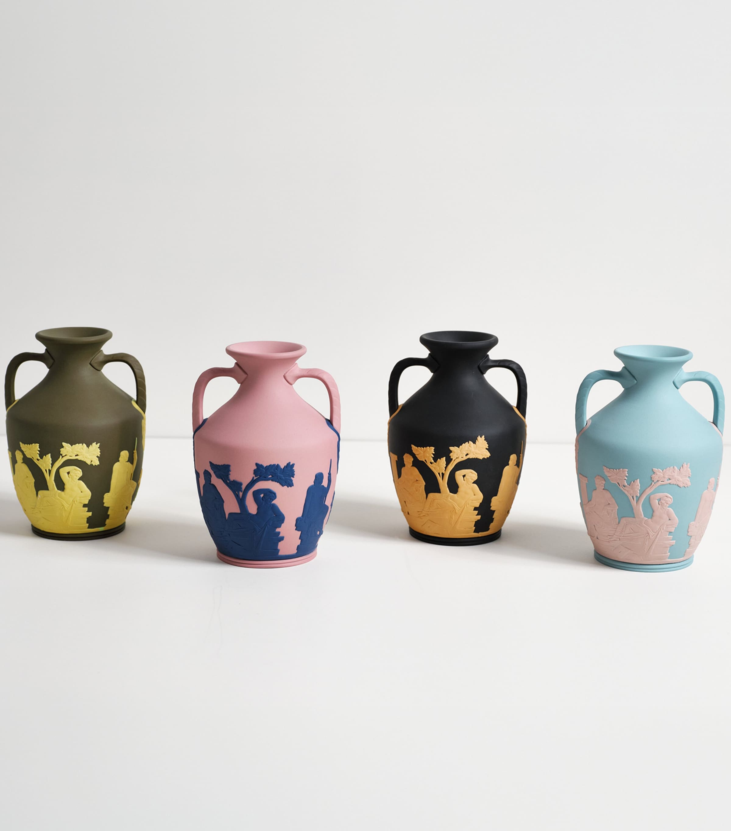 Small Iconic Portland Vase (15.5cm) MULTI Image 2