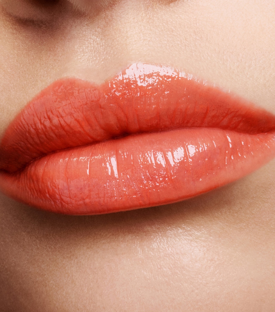 Soleil Tinted Lip Balm 04 UNINHIBITED Image 4