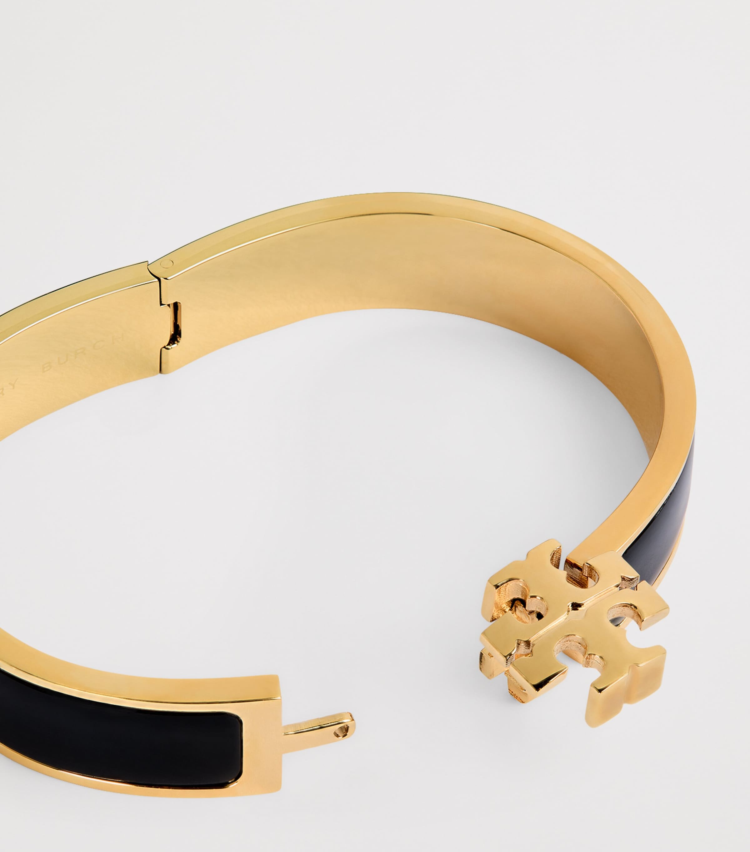 Enamelled Kira Hinge Bangle 720 Image 4