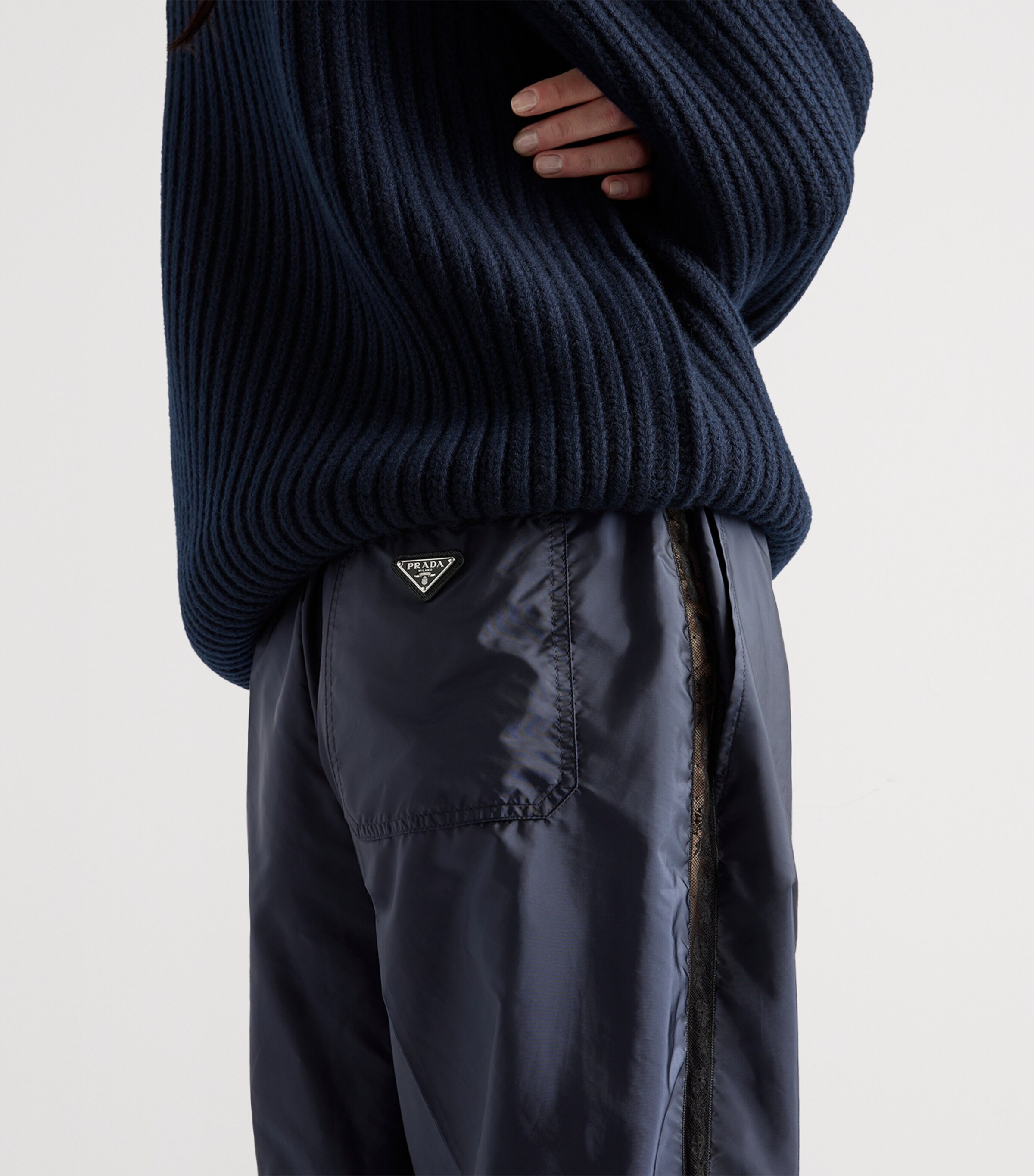 Re-Nylon Lightweight Trousers F0V41 Image 4