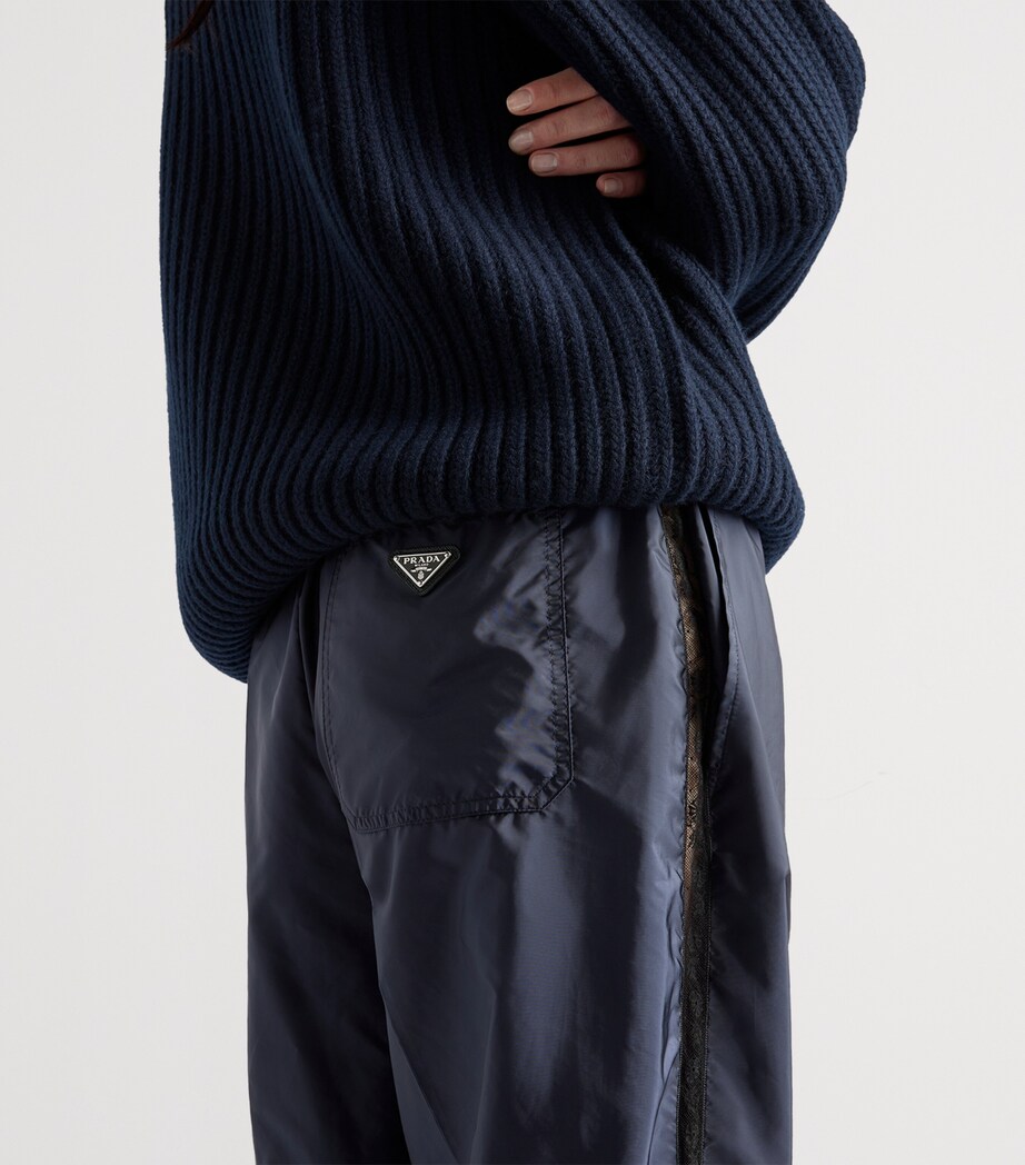 Re-Nylon Lightweight Trousers F0V41 Image 4