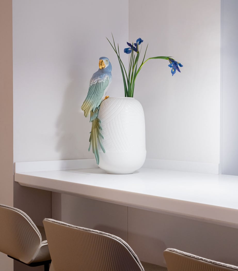 Porcelain Macaw Vase (56cm) NO COLOUR Image 4