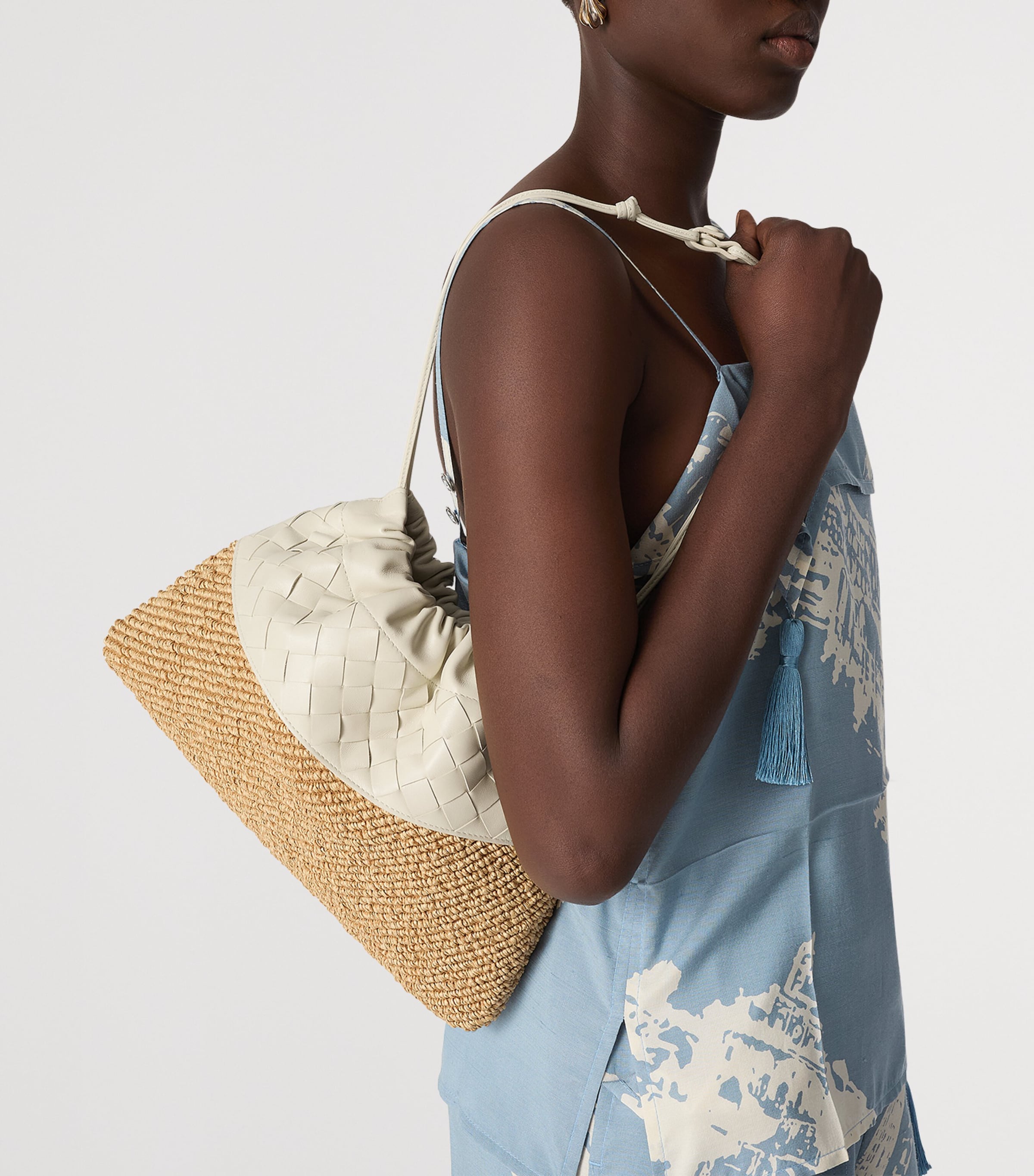 Bottega Veneta Medium Leather and Raffia Dustbag Clutch Bag Image 2
