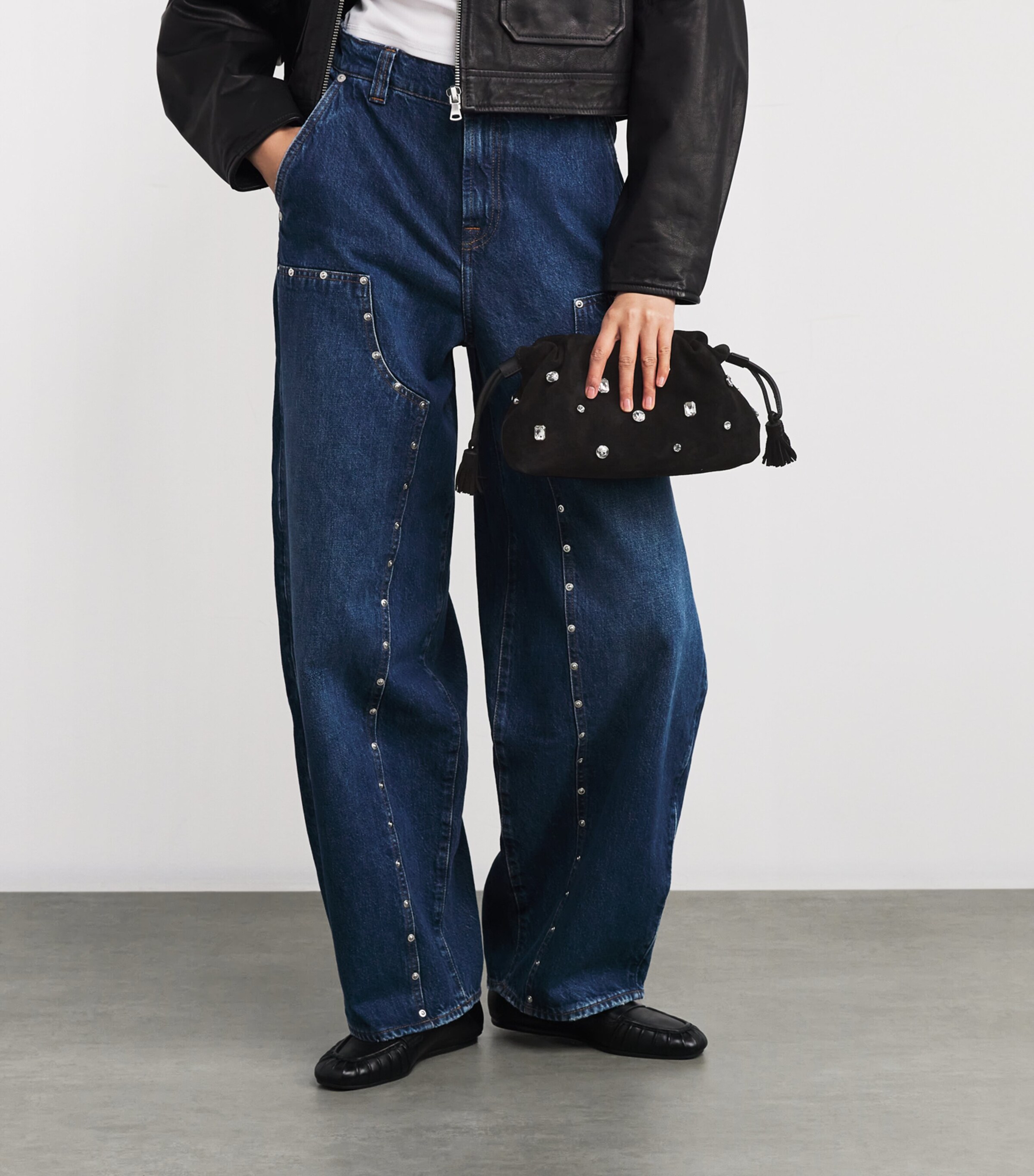 Small Suede Stash Cross-Body Bag B0002 BLACK Image 5