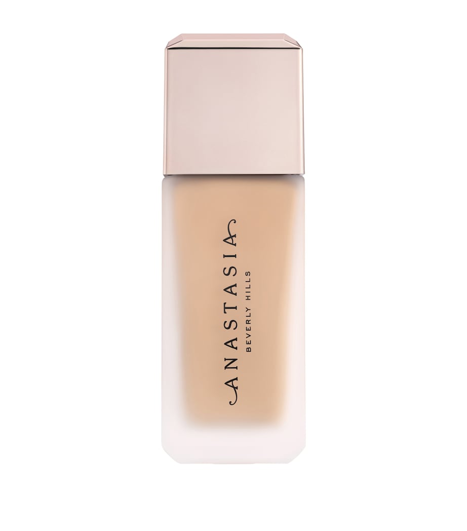 Impeccable Blurring Second-Skin Matte Foundation SHADE 11 3N Image 1