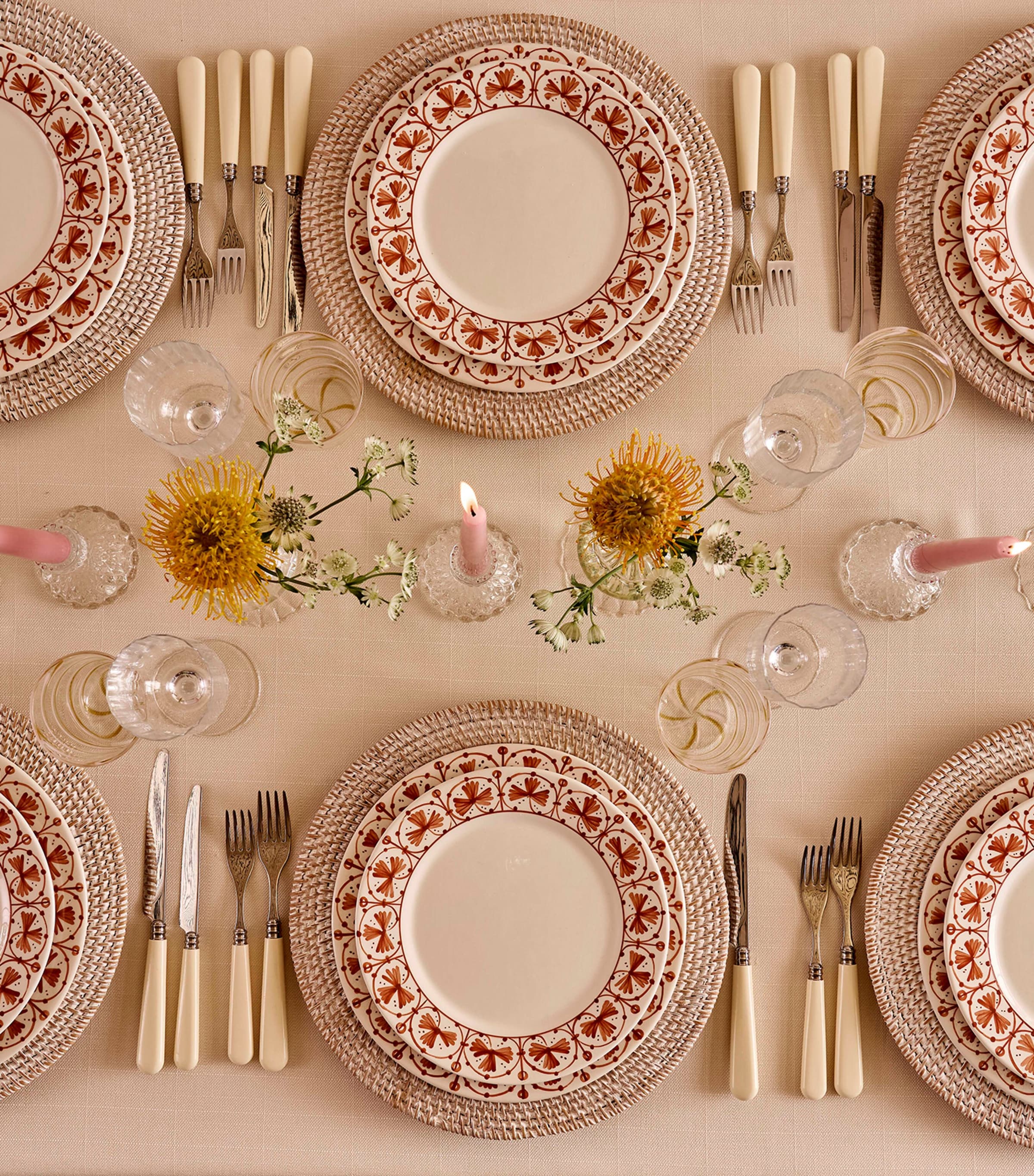 Set of 4 Seville Starter Plates (22cm) WHITE/ TERRACOTTA Image 2