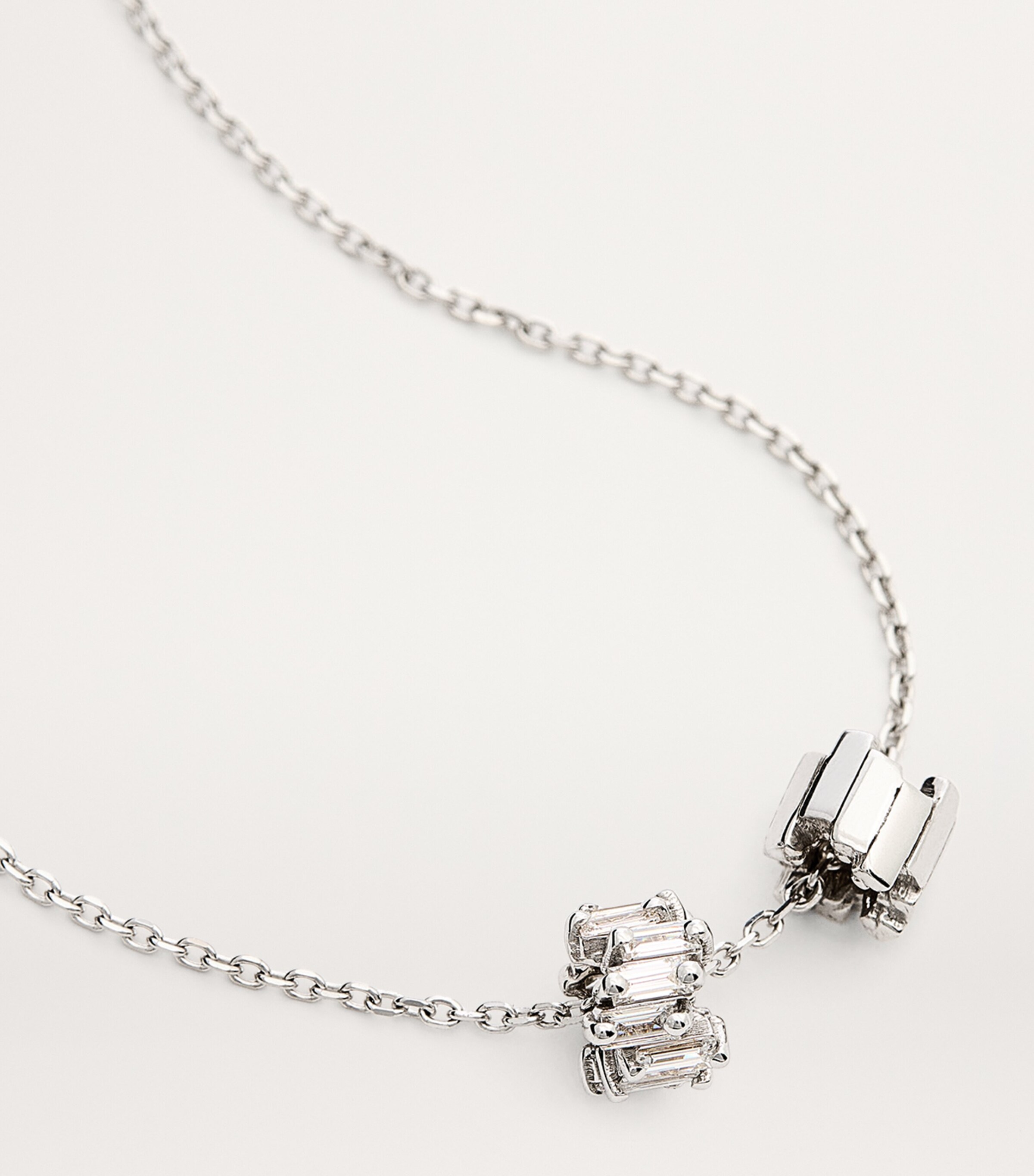 White Gold and Diamond Infinite Roundel Pendant Necklace 18K WG/WD Image 5