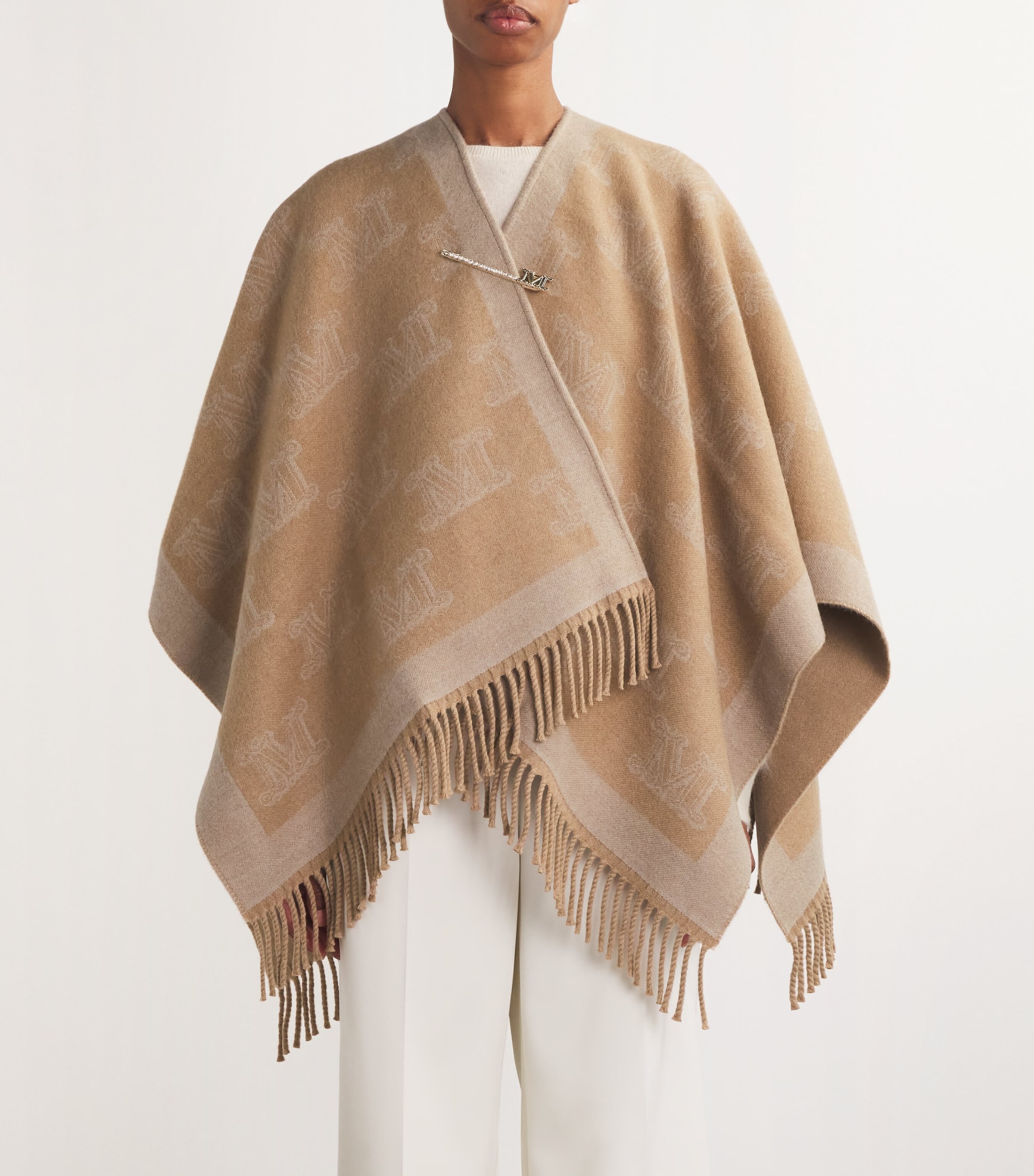 Virgin Wool Poncho CAMEL Image 3