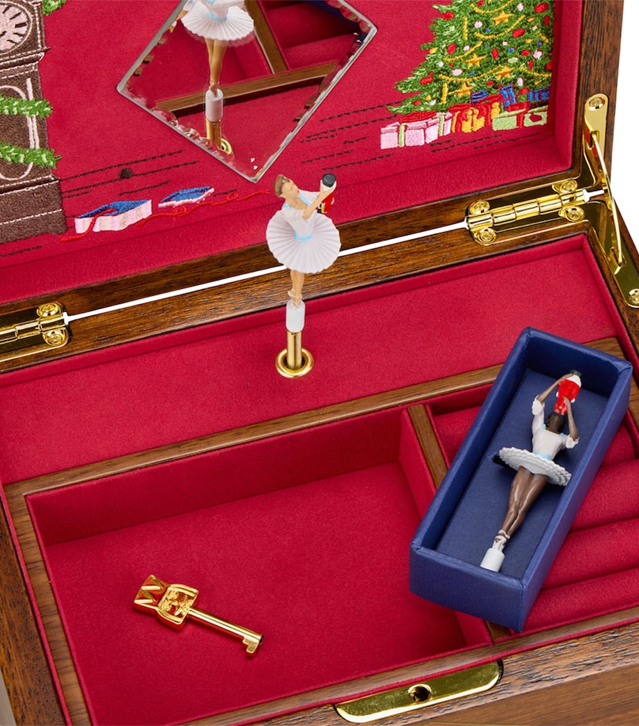 Nutcracker Musical Jewellery Box WALNUT WOOD Image 13