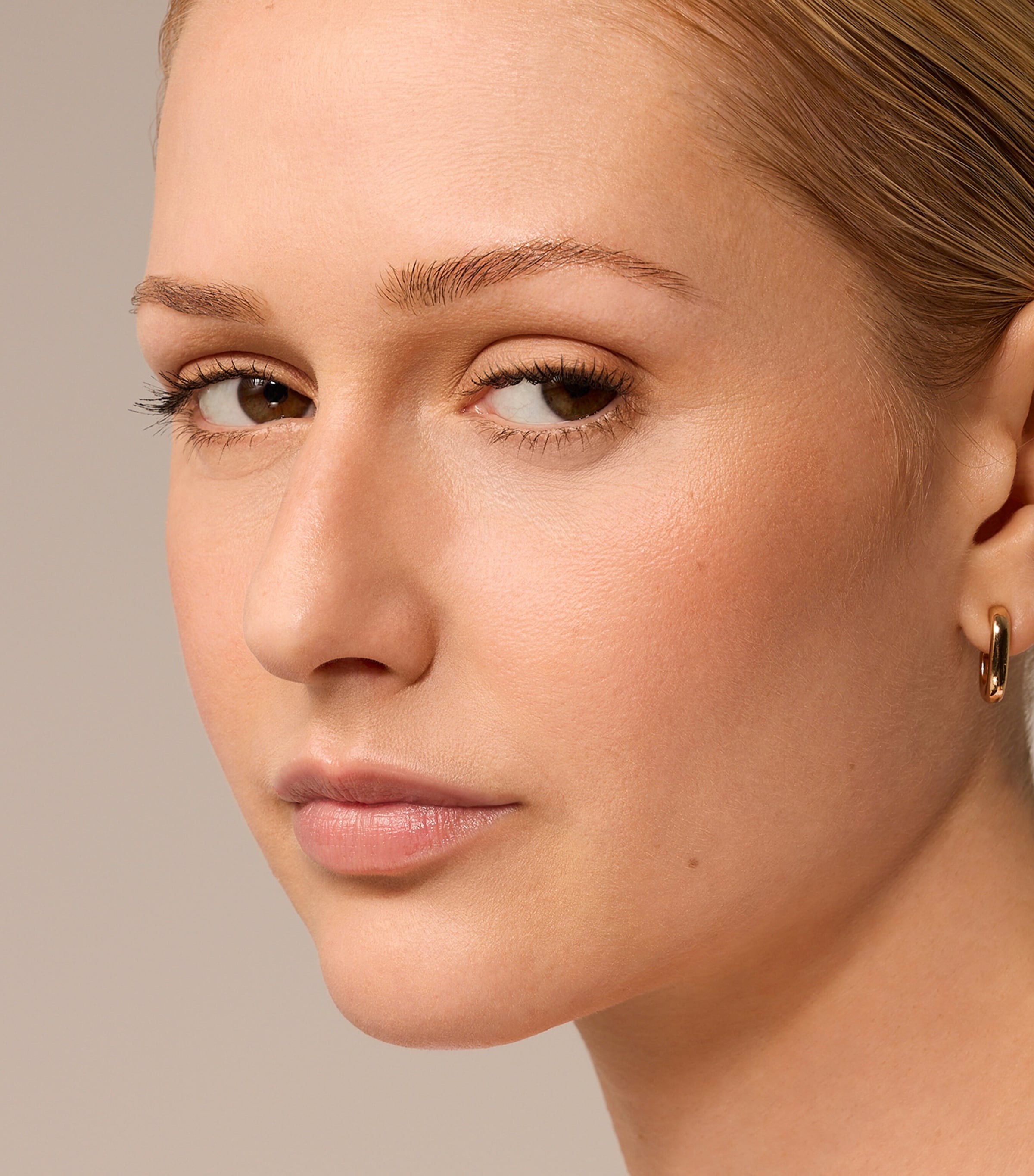 Vieve Modern Brow Definer Blonde Image 2