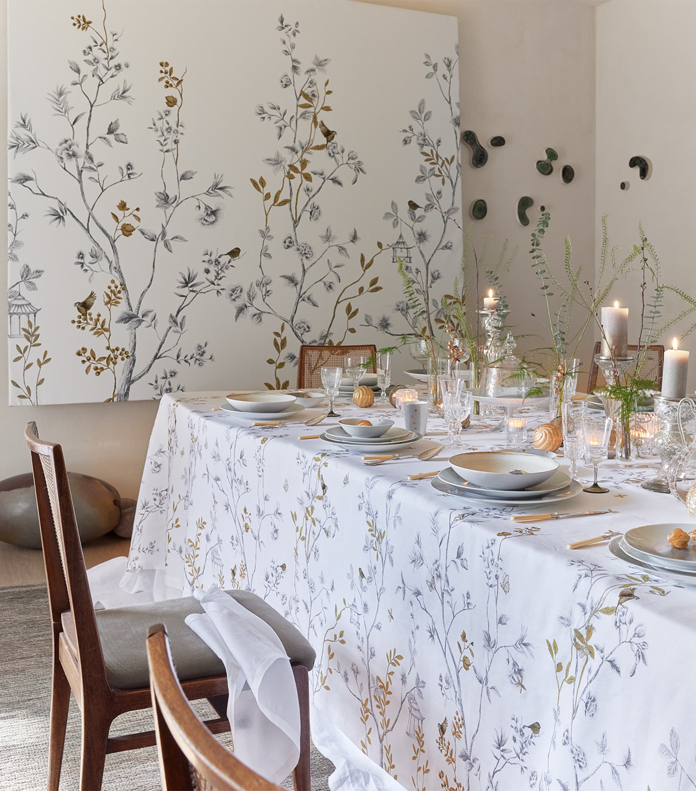 Linen Botanical Tablecloth (170cm x 250cm) WHUGE SR Image 2