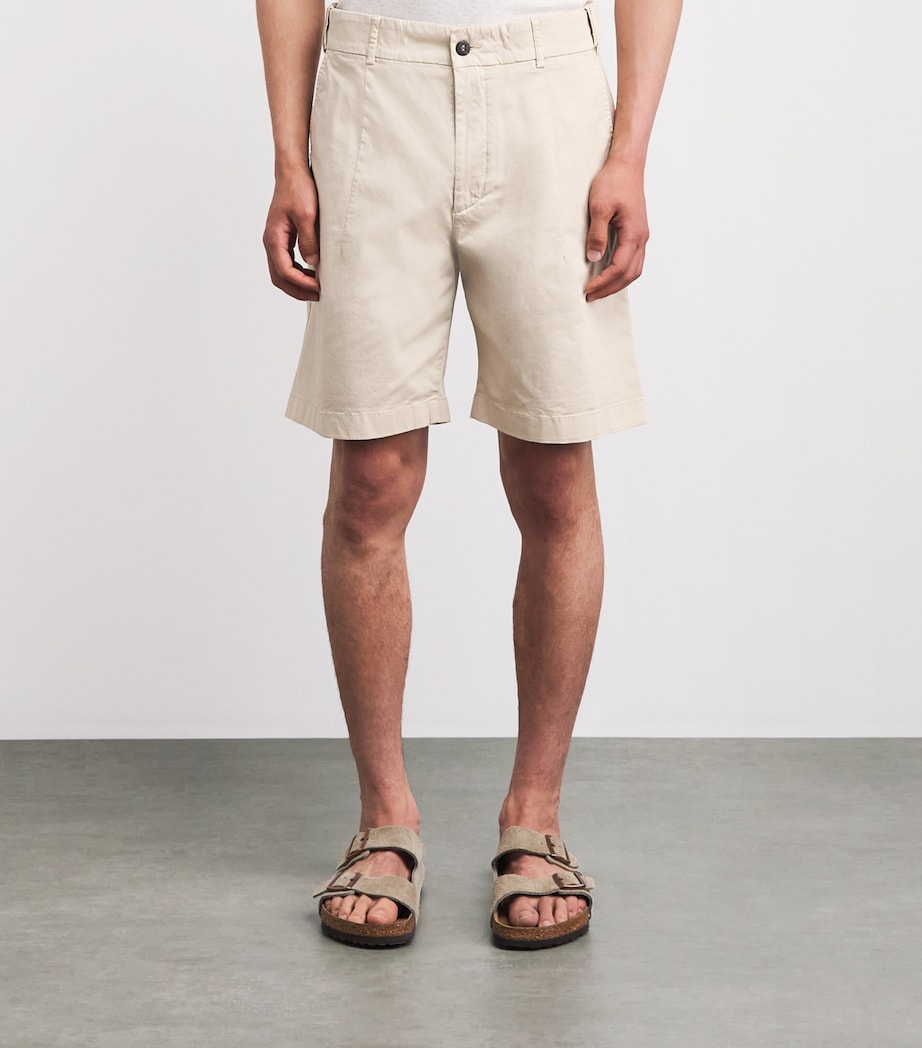 Eleventy Mens Stretch-Cotton Chino Shorts Sabbia Image 4
