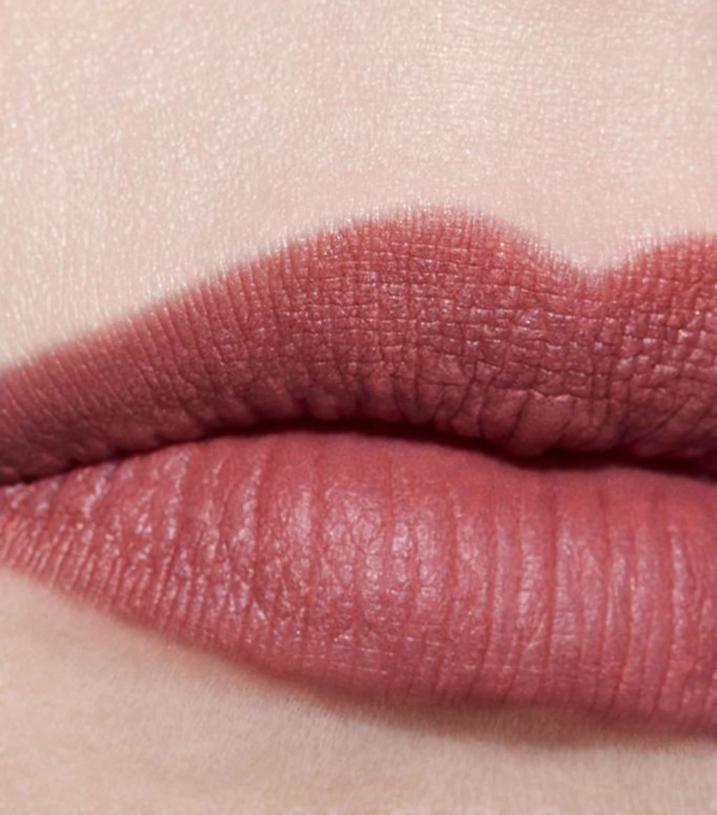 ROUGE ALLURE VELVET Luminous Matte Lip Colour La Secrète 69 ABSTRAIT Image 5