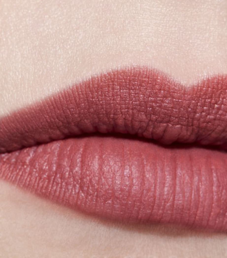 ROUGE ALLURE VELVET Luminous Matte Lip Colour La Secrète 69 ABSTRAIT Image 5