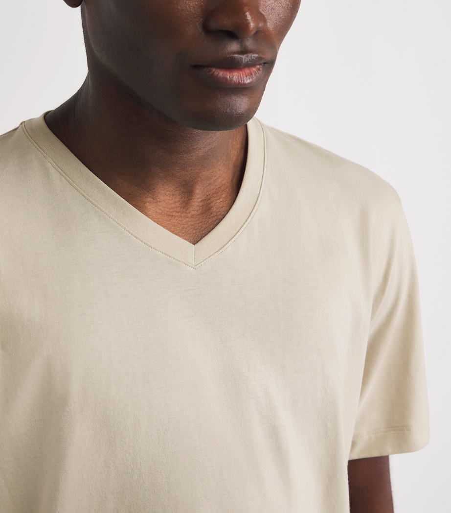 Hanro Mens Cotton Living V-Neck T-Shirt Moon Image 3