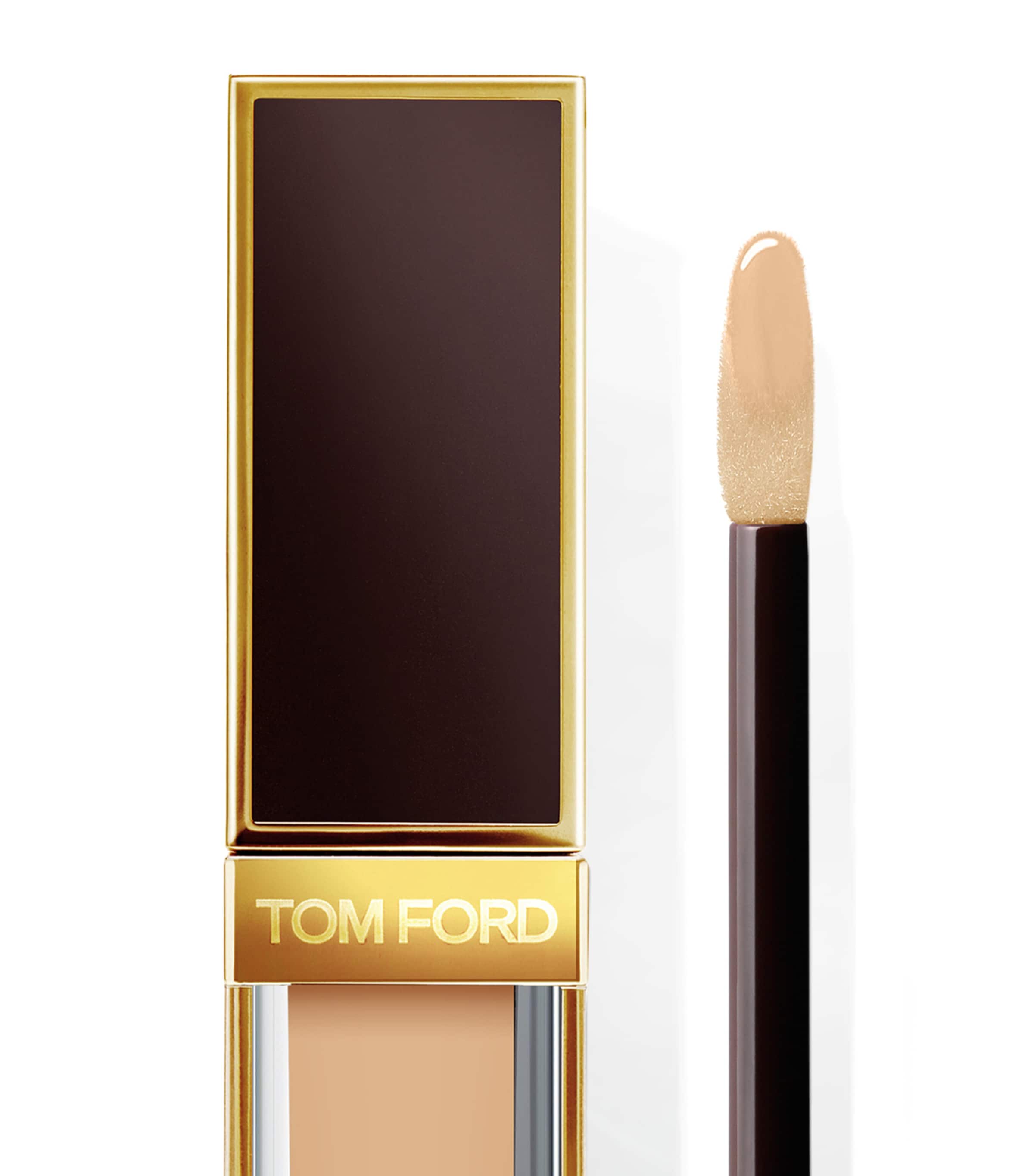 Shade and Illuminate Concealer BEIGE Image 4