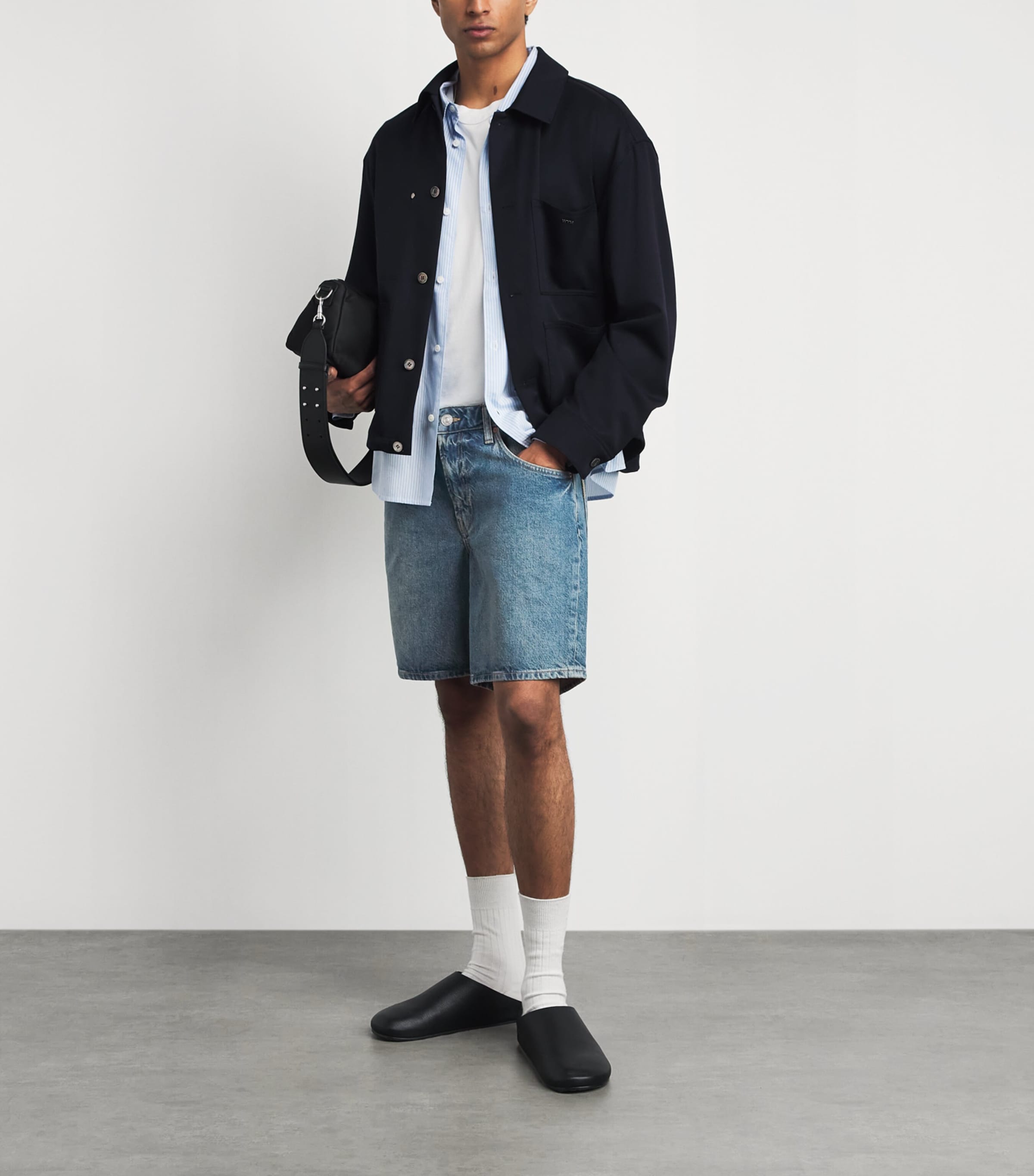 PAIGE Mens Darnell Denim Shorts Scooter Image 2