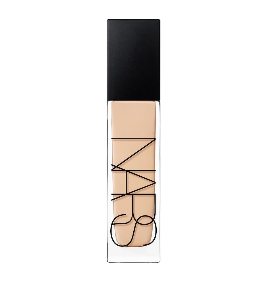 Natural Radiant Longwear Foundation MONT BLANC Image 1