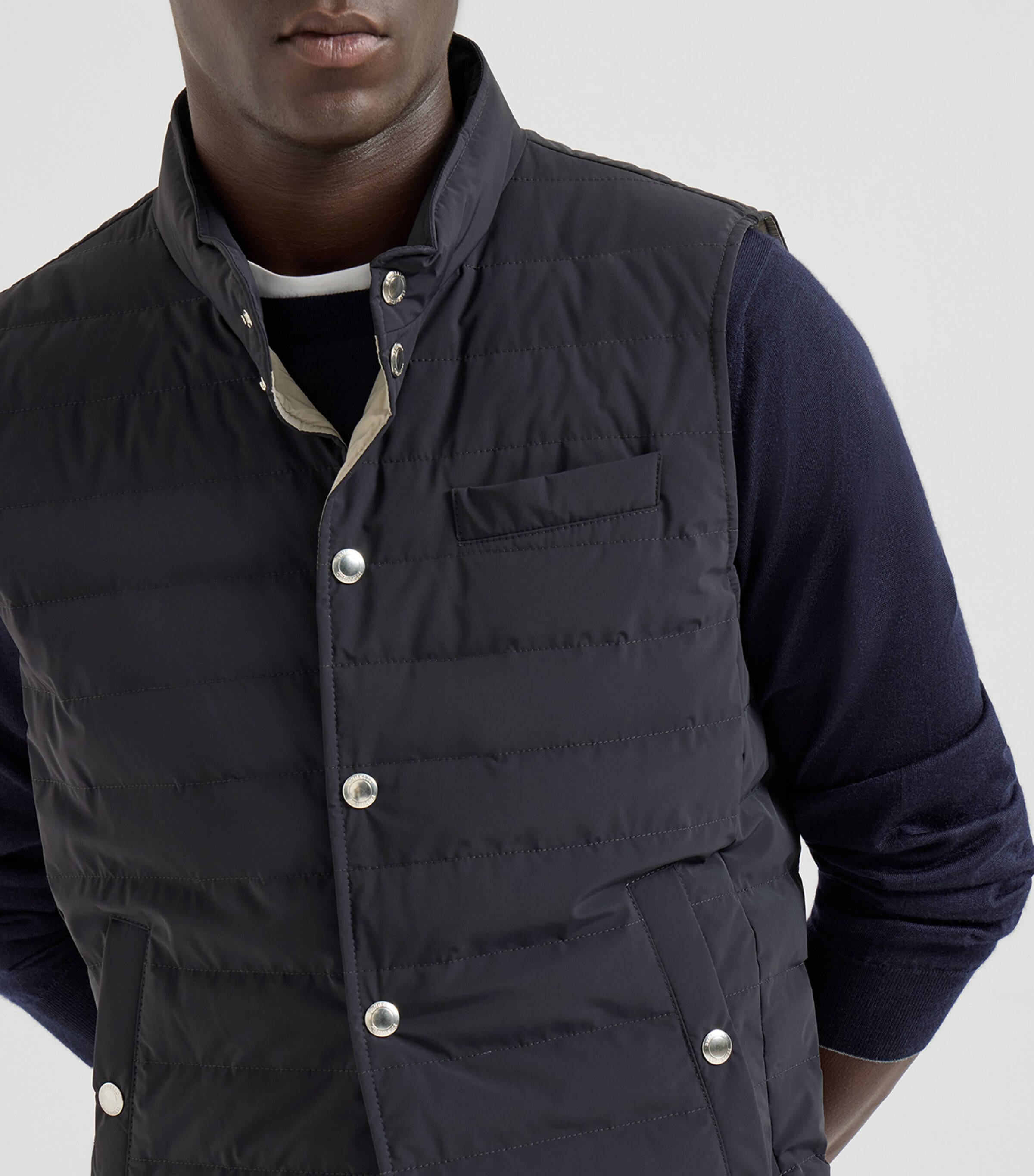 Brunello Cucinelli Mens Bonded Taffeta Down Gilet Image 6