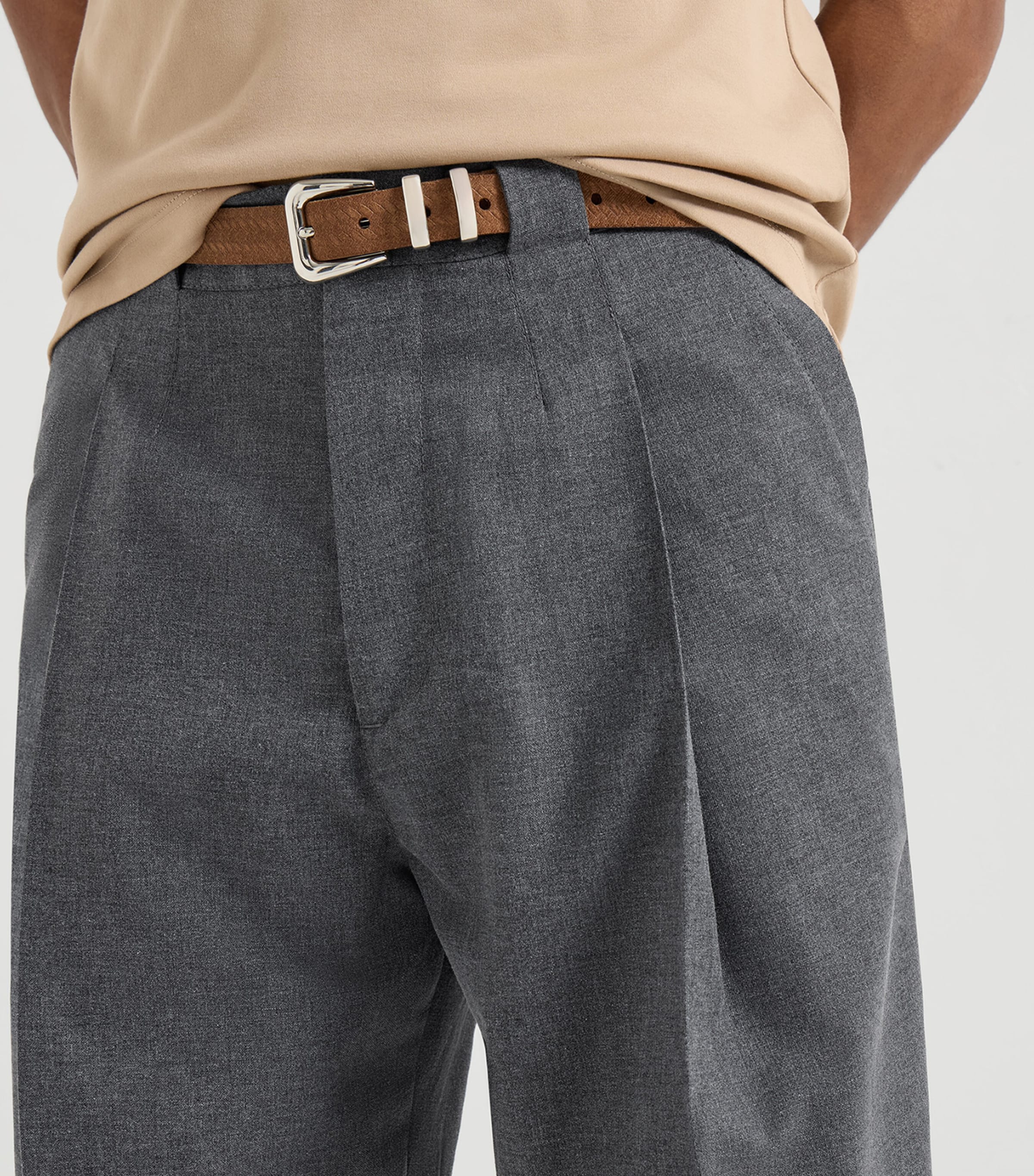 Brunello Cucinelli Mens Virgin Wool-Cotton-Silk Pleated Trousers Image 6