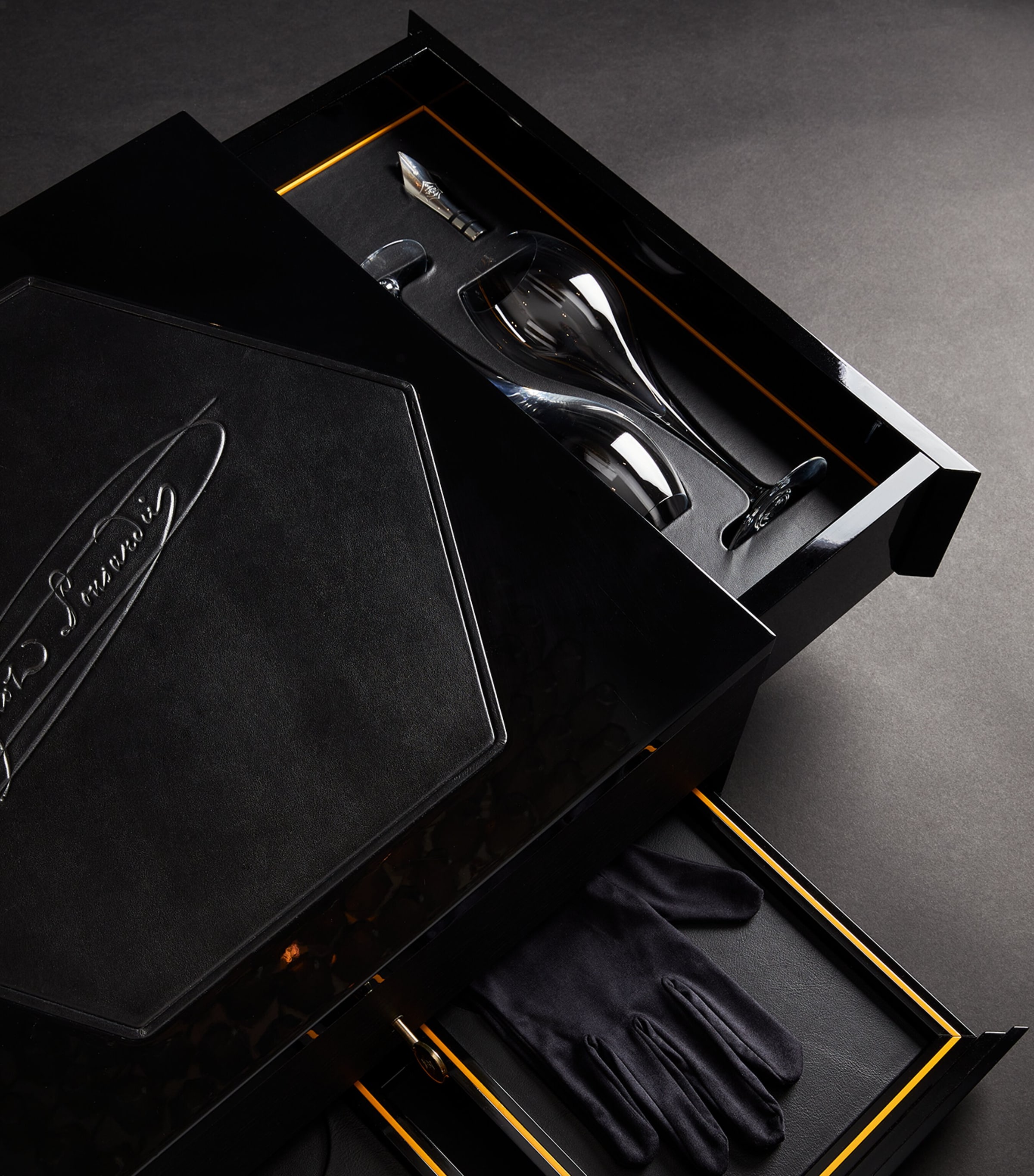 x Baccarat La Grande Dame Inkwell Champagne Case (6 x 75cl) - Champagne, France NO COLOUR Image 7