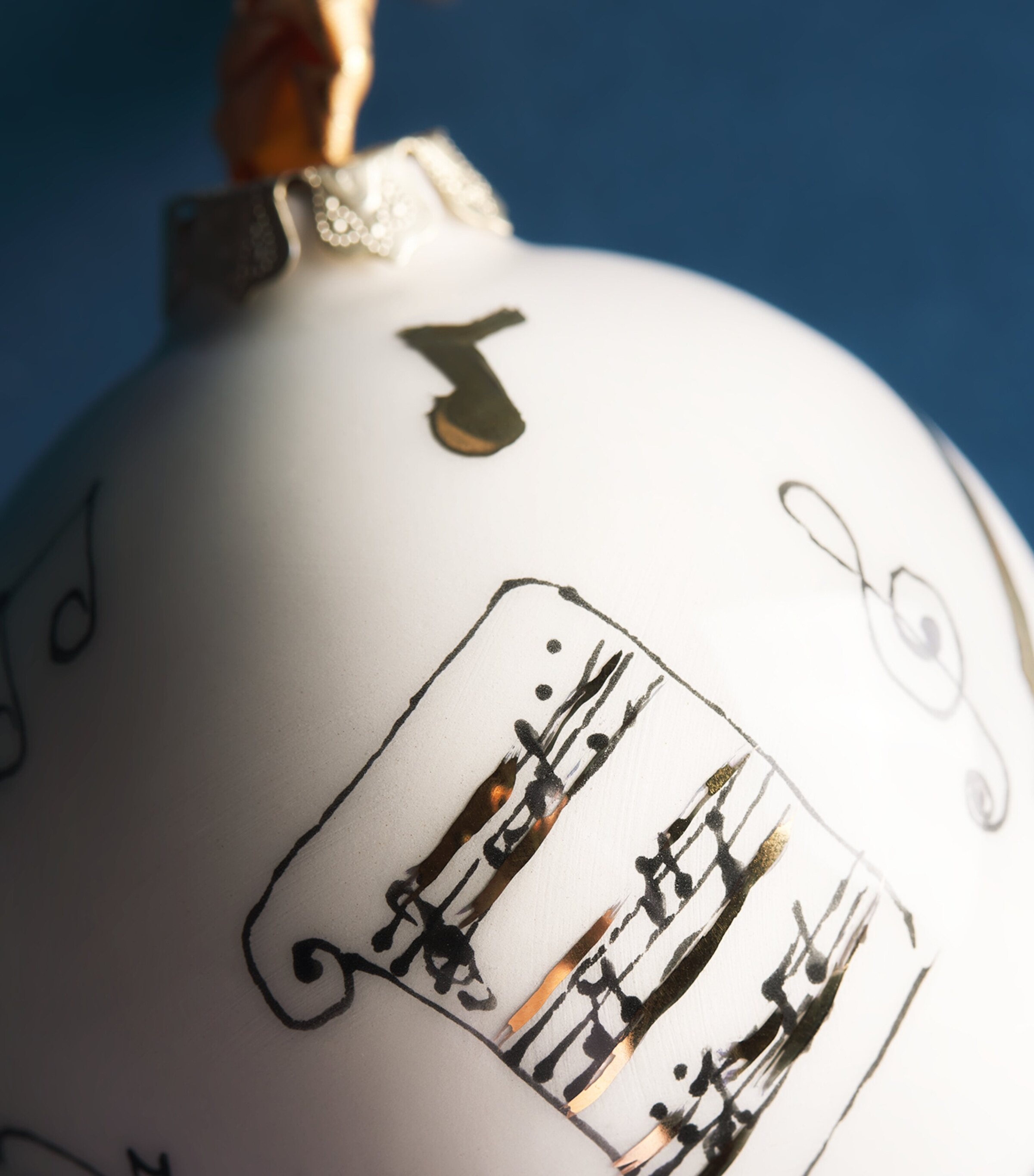 Jayne Redmond Ceramic Violin Bauble Brown Image 2