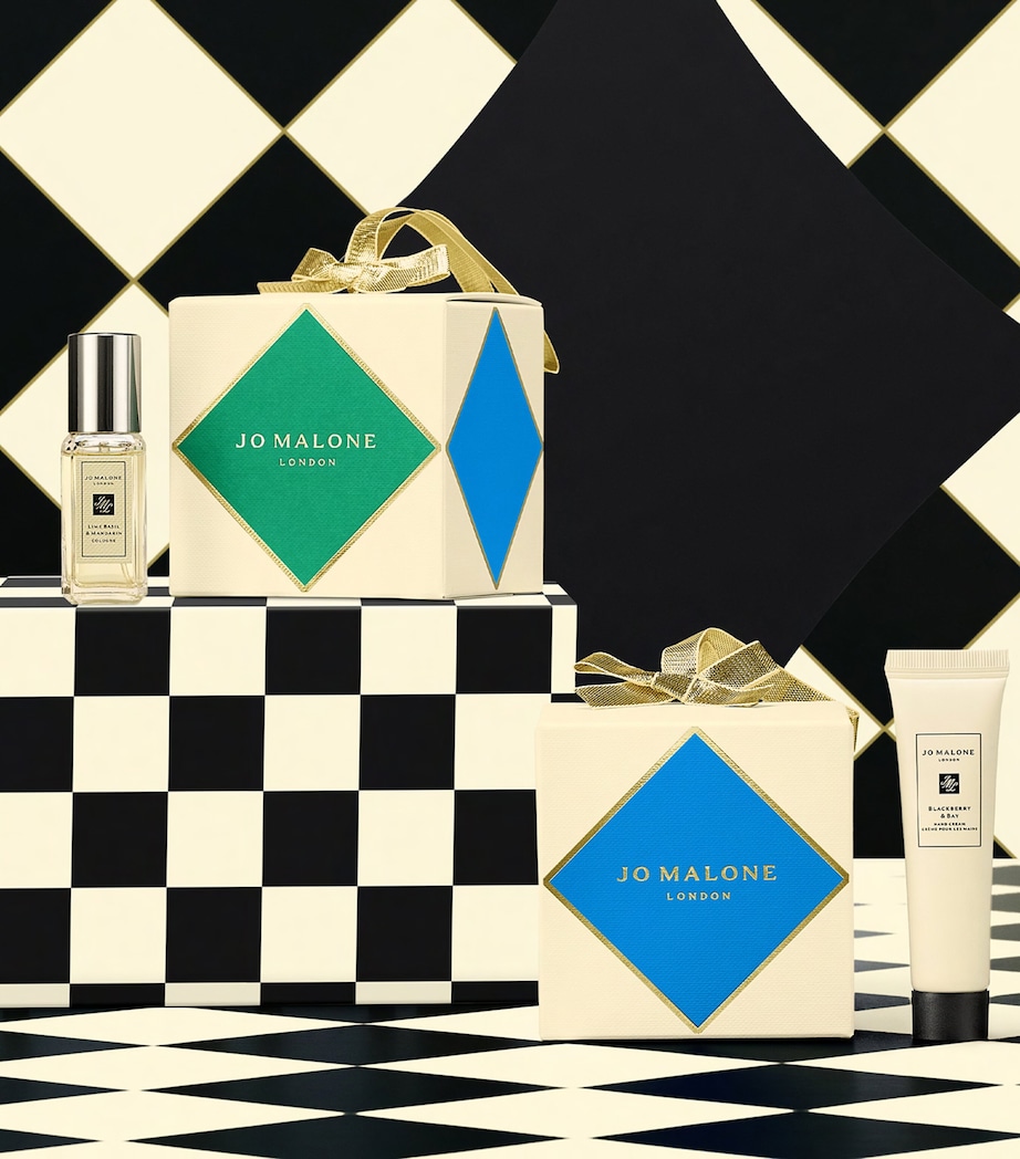 Red & Blue Ornament Cologne Gift Set NO COLOUR Image 2