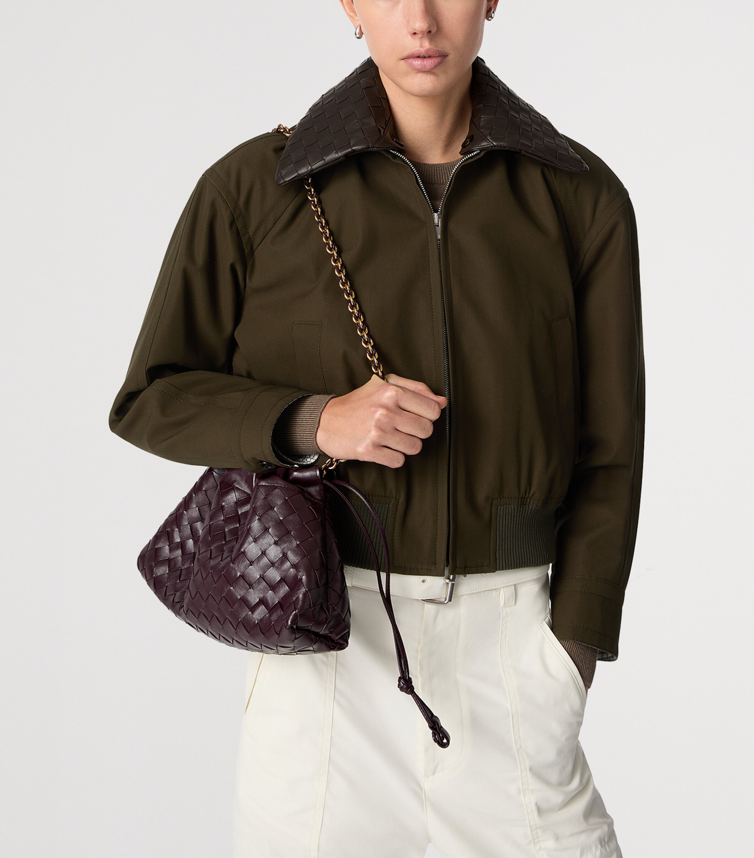 Bottega Veneta Intrecciato Leather Notte Shoulder Bag Image 2
