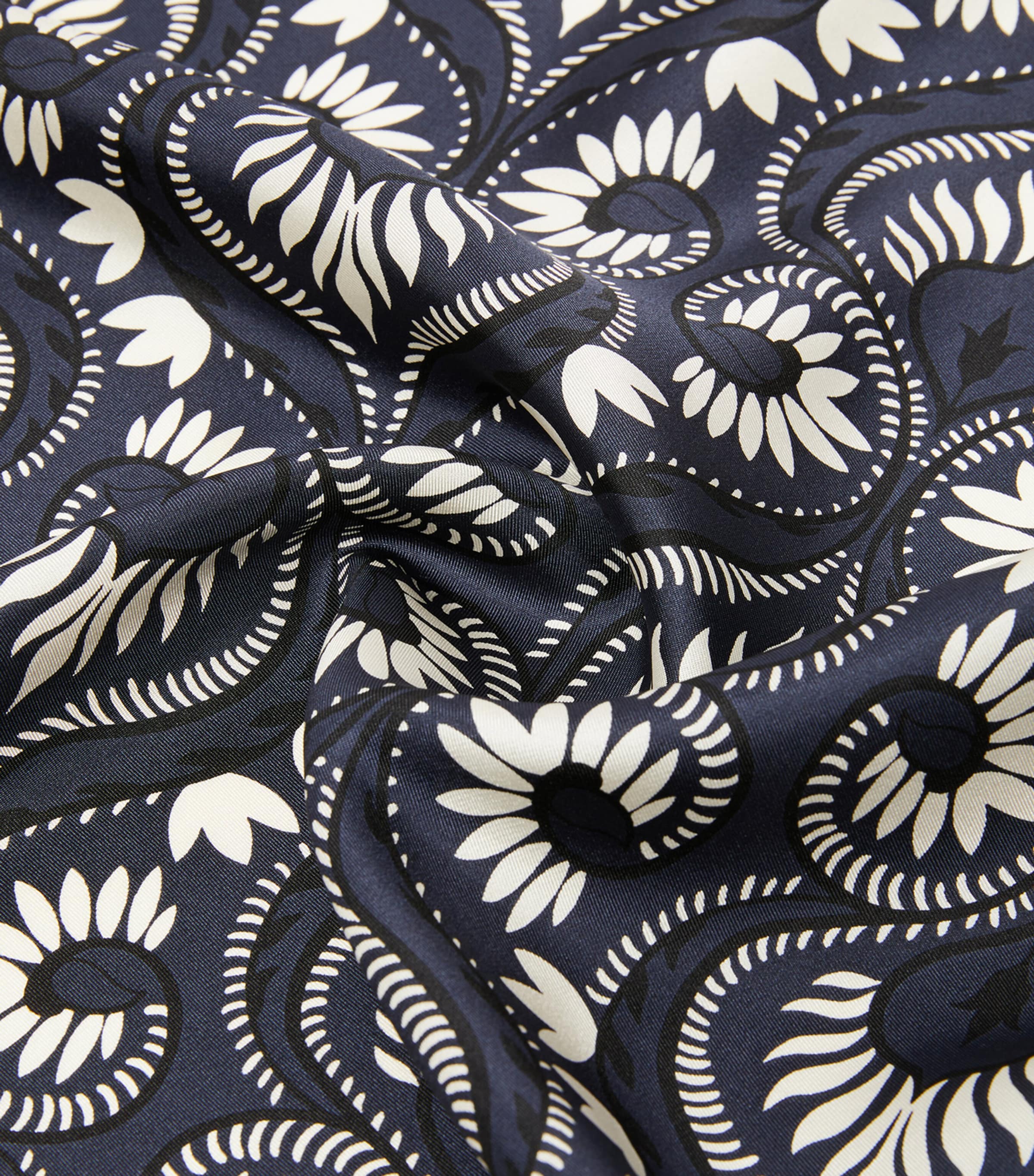 Silk Print Square Scarf NAVY Image 3