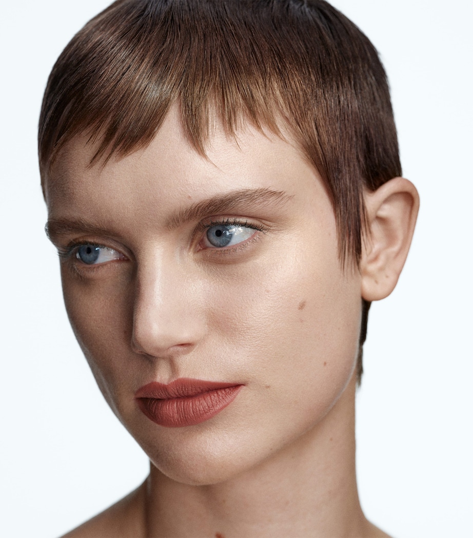 Matte Lipstick ON THE EDGE Image 4