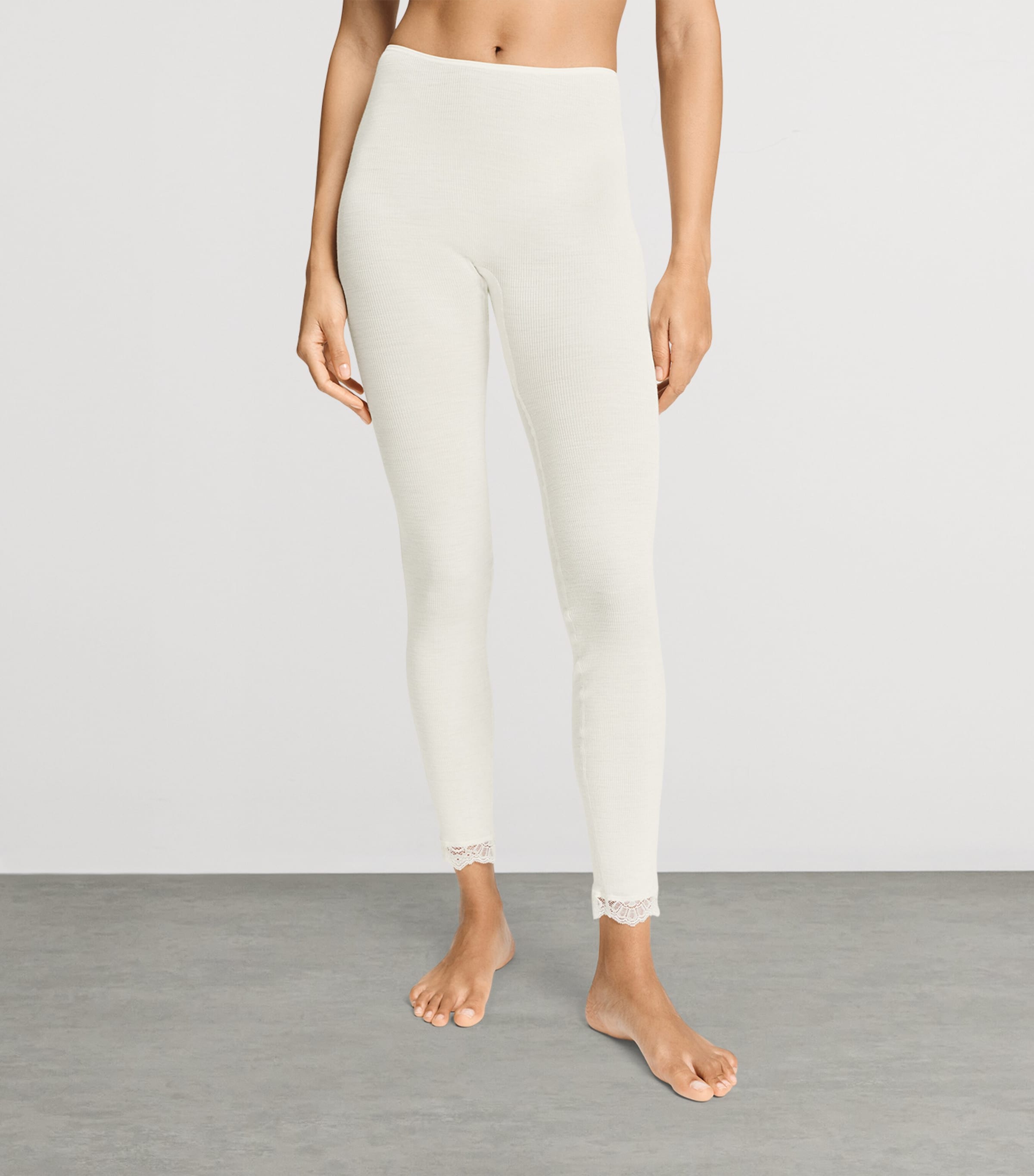 Hanro Womens Wool-Silk Lace-Hem Leggings Misty White Image 4