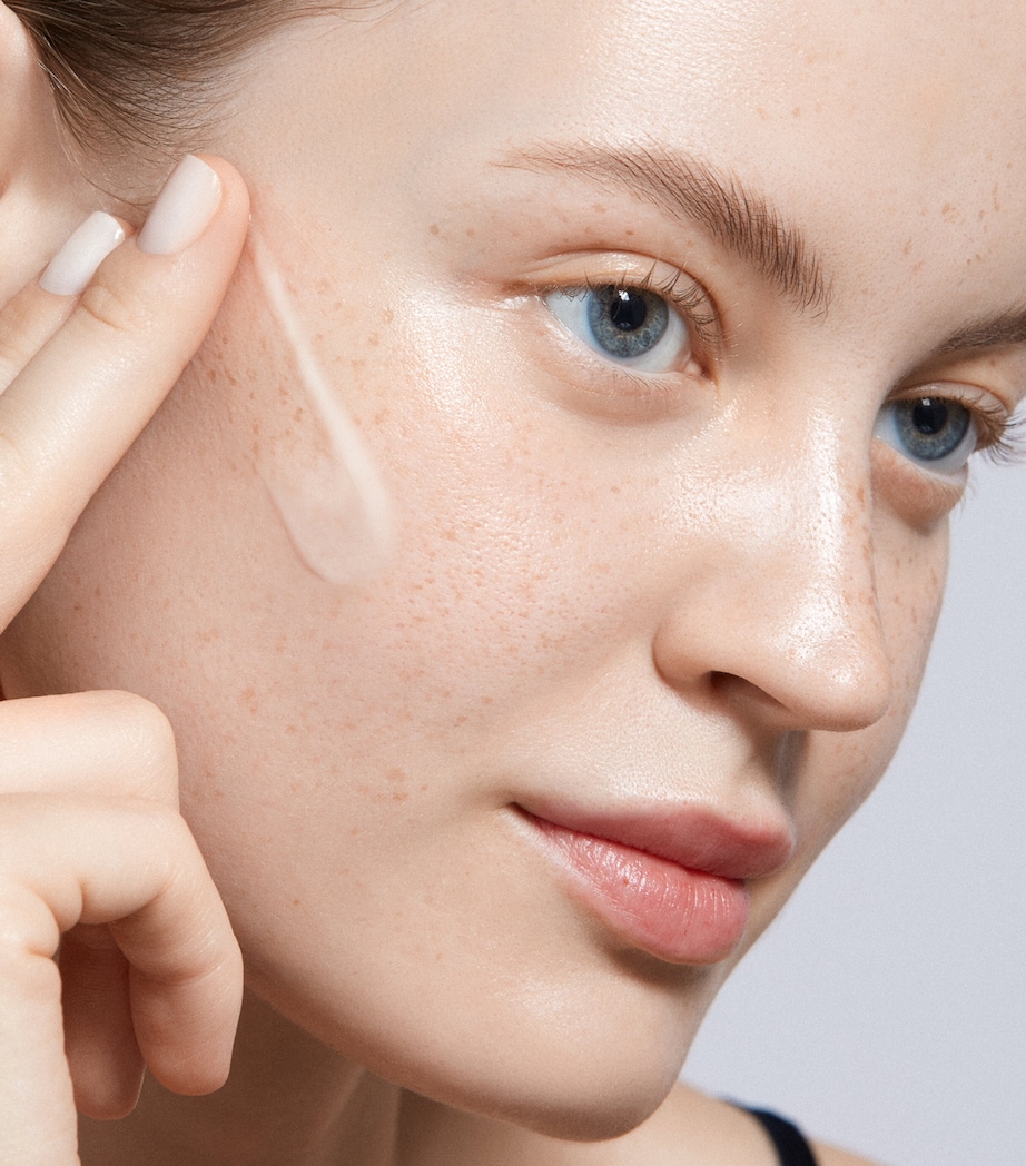 The Serum Nomad (30ml) NO COLOUR Image 4