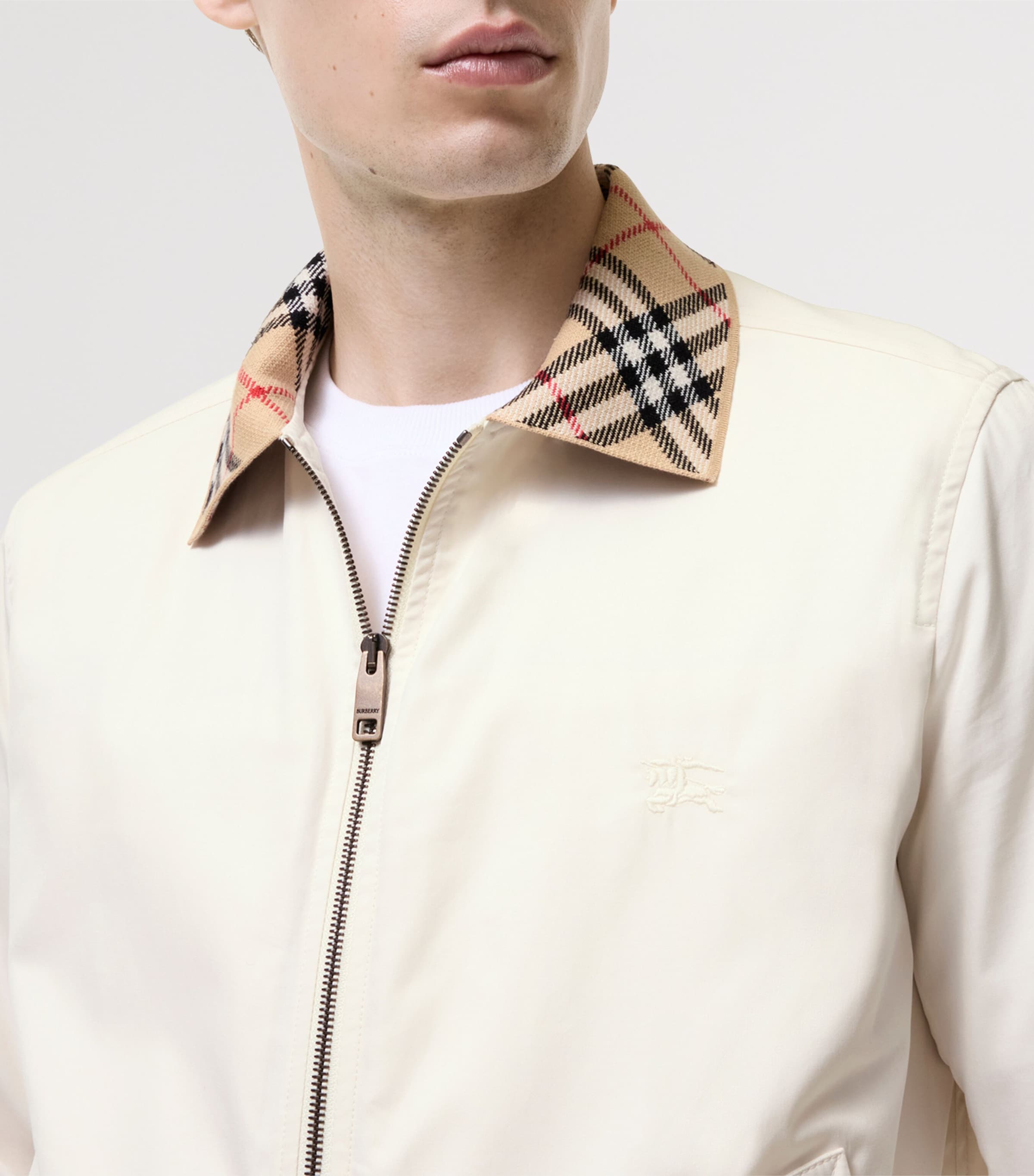 Burberry Mens Cotton Gabardine Harrington Jacket Tundra White Image 4