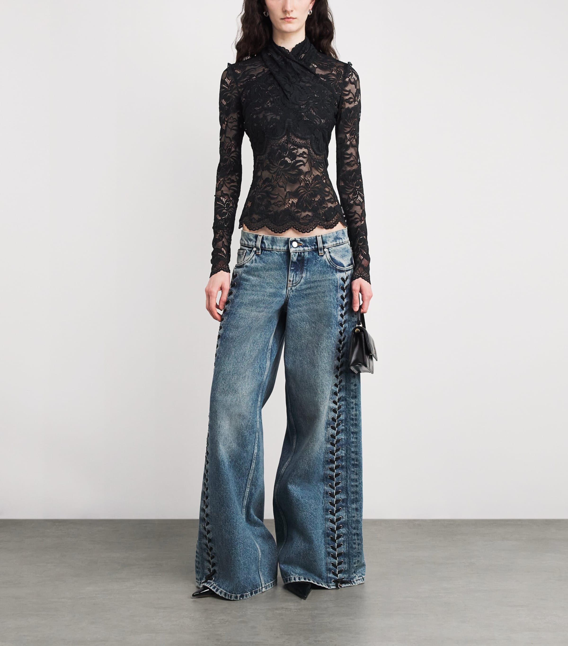 Floral Lace Top P001 BLACK Image 2