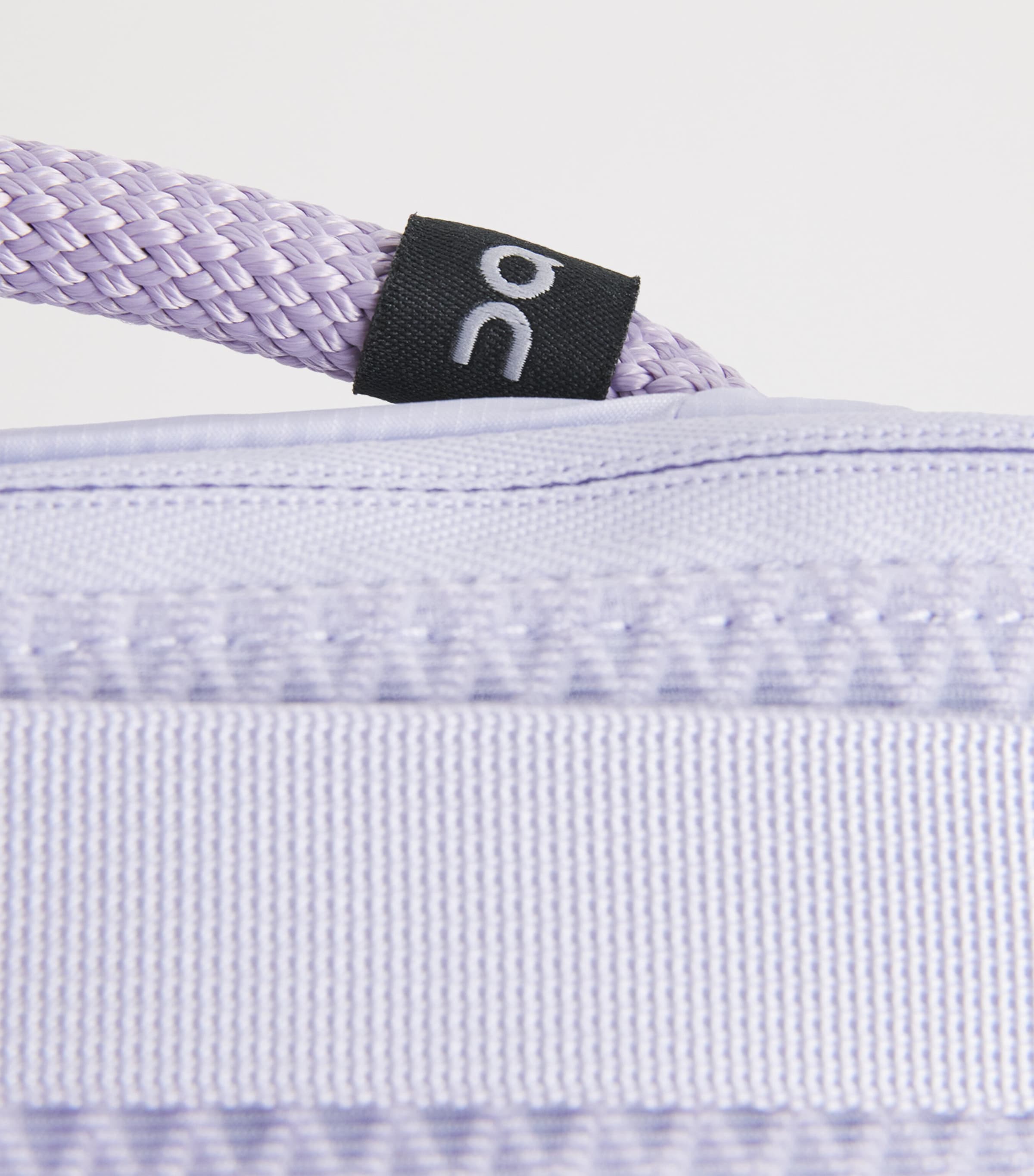 On Womens Waist Pack 2L Lite Belt Bag Thistle Image 5